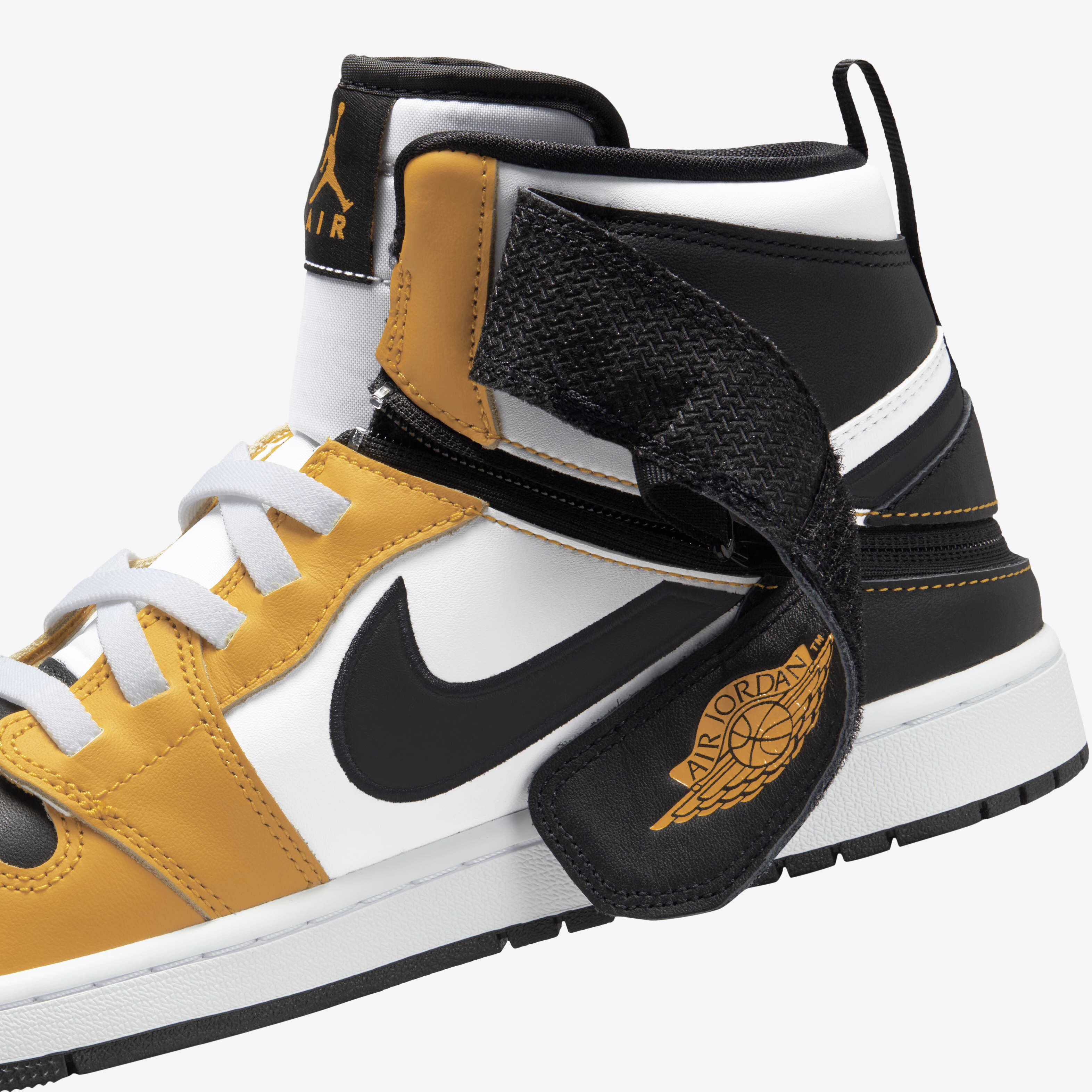 Air Jordan 1 Hi FlyEase image number 9