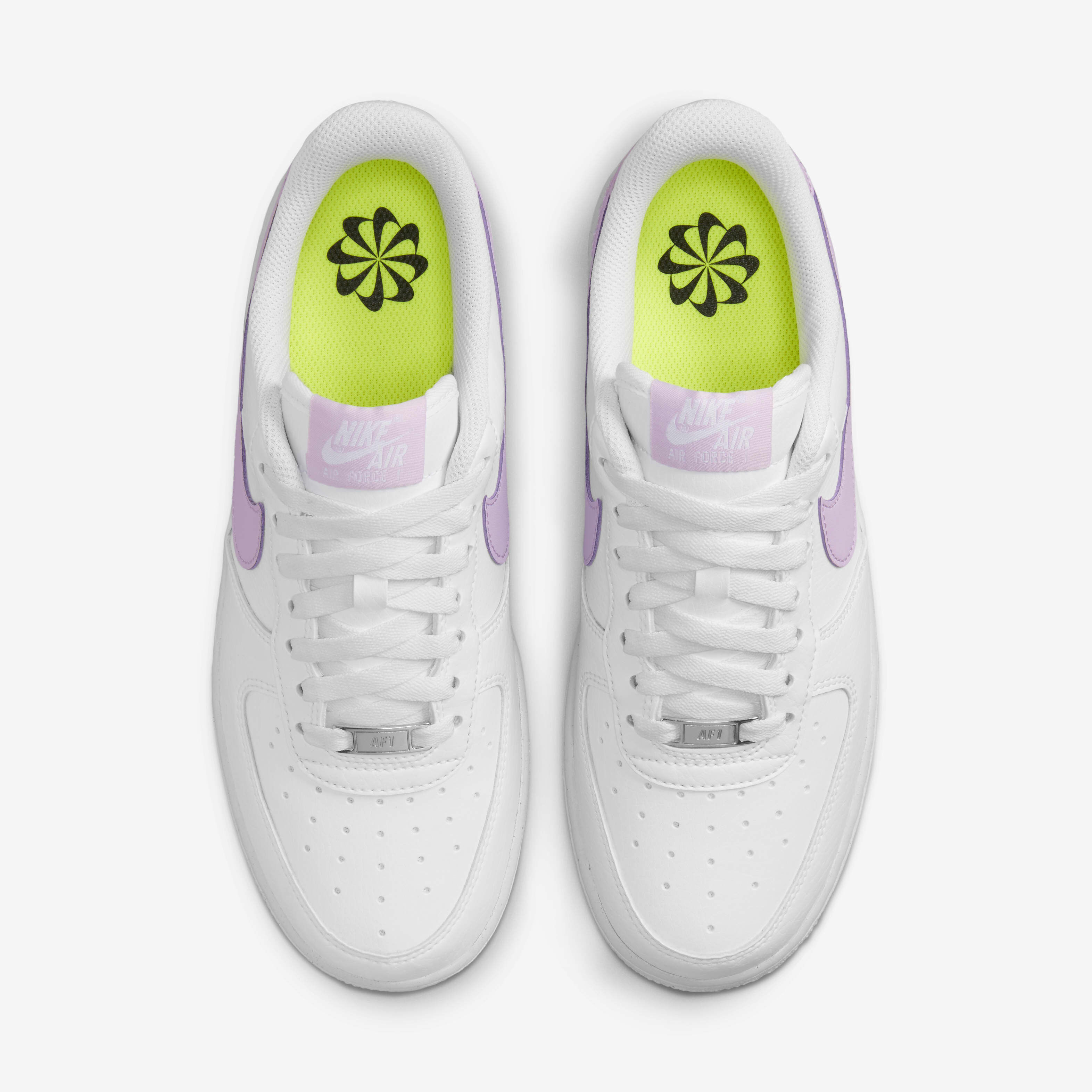 Neon nike forces outlet
