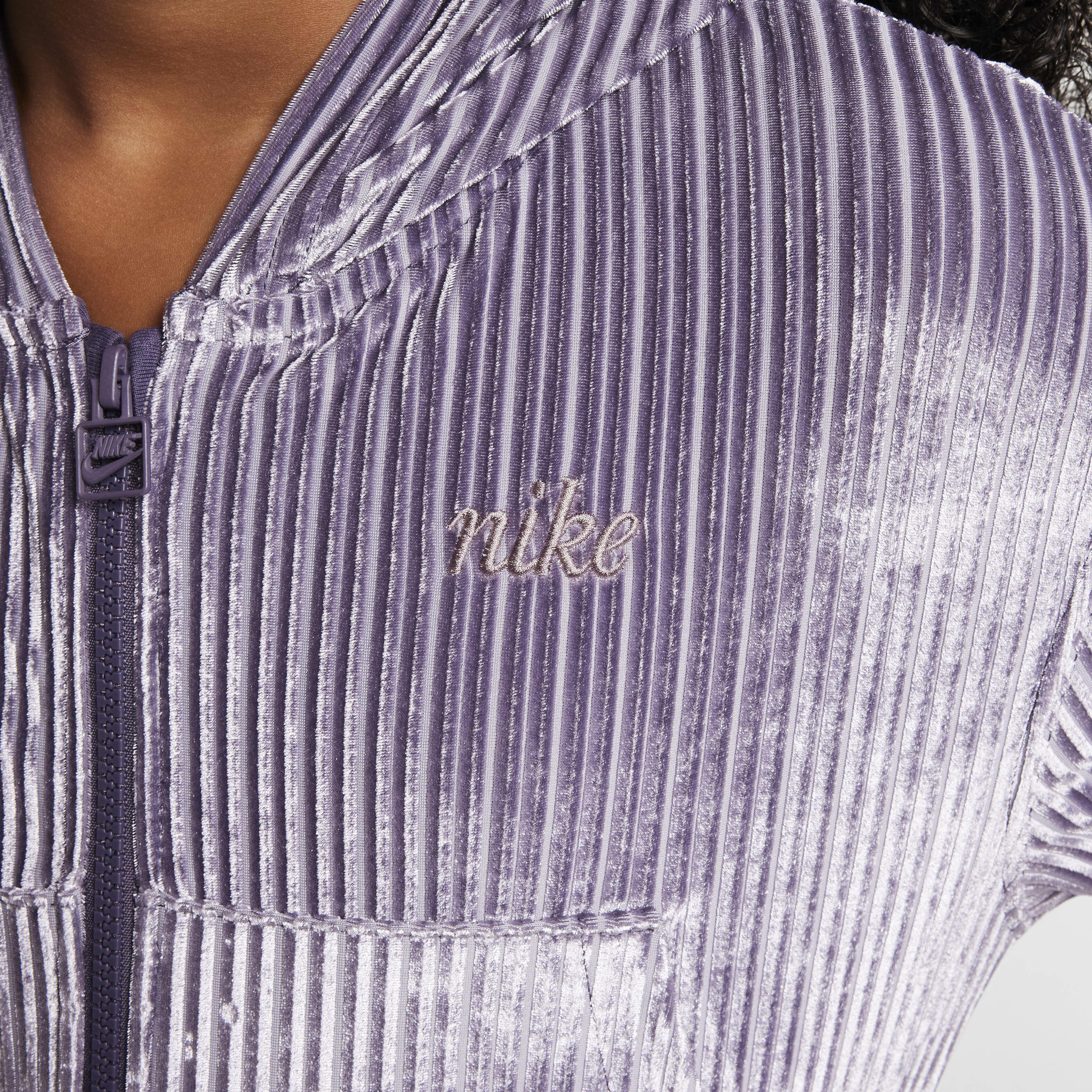 نايكي سبورتسوير image number 3