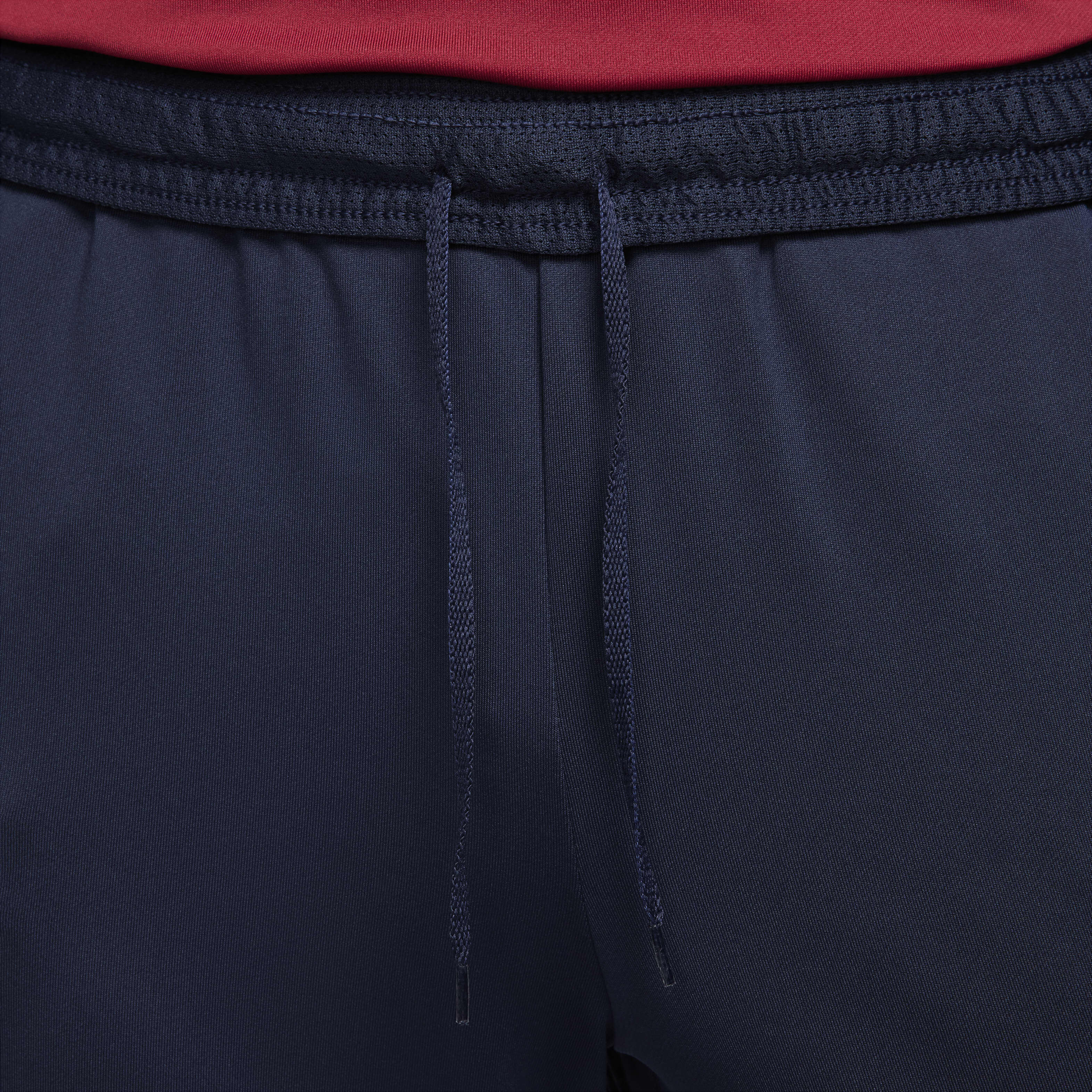 F.C. برشلونة سترايك image number 2