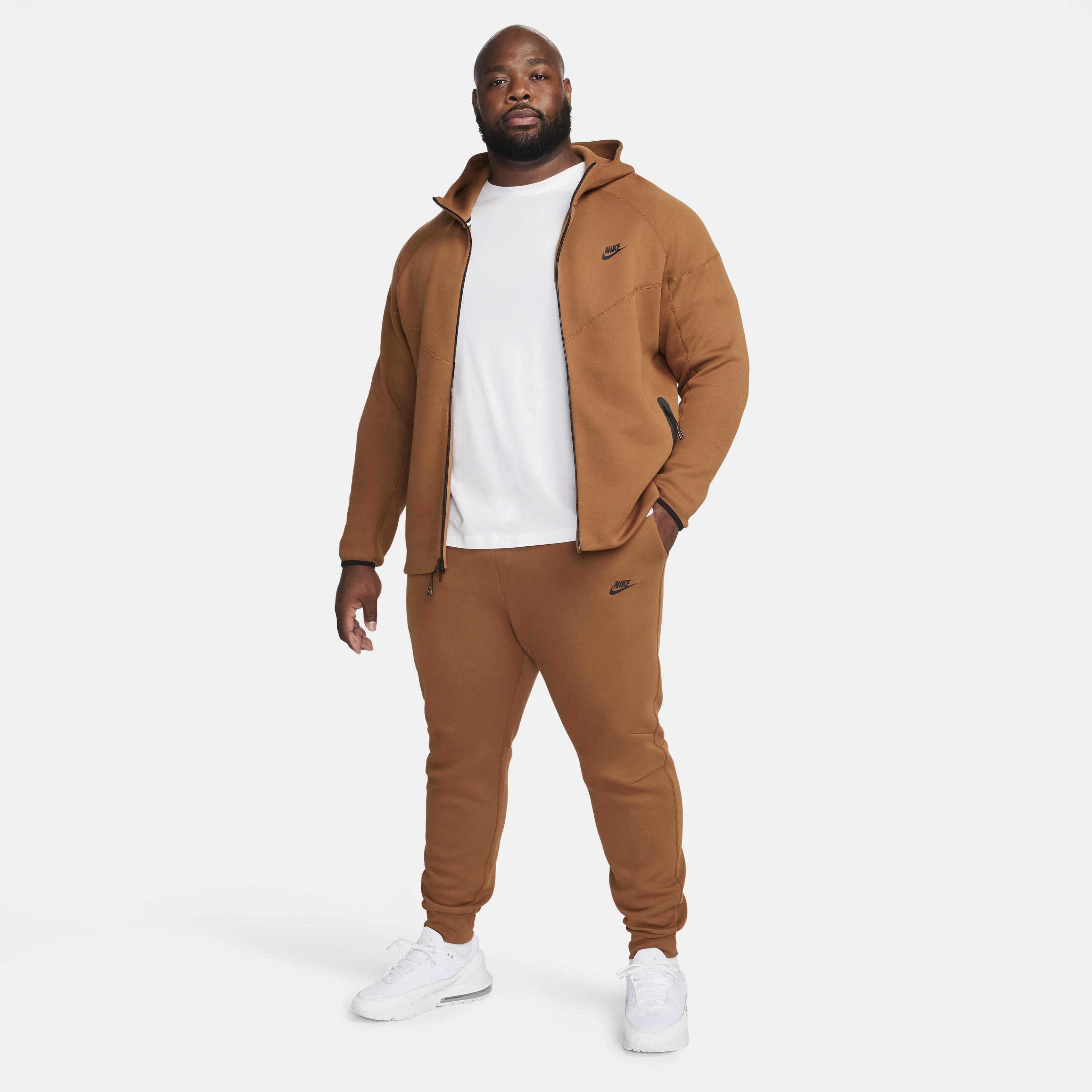 نايكي سبورتسوير تك فليس image number 18