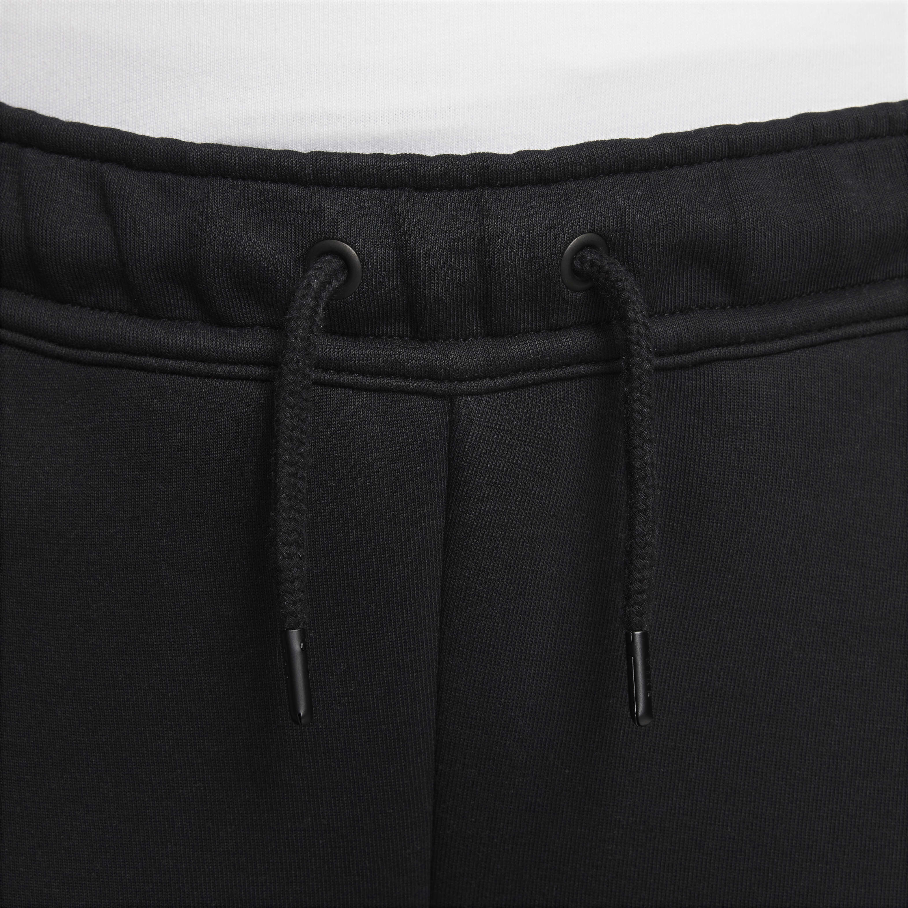 Nike tech joggers boys hot sale