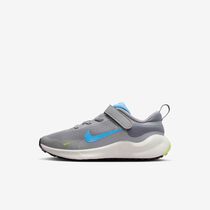 Nike Revolution 7
