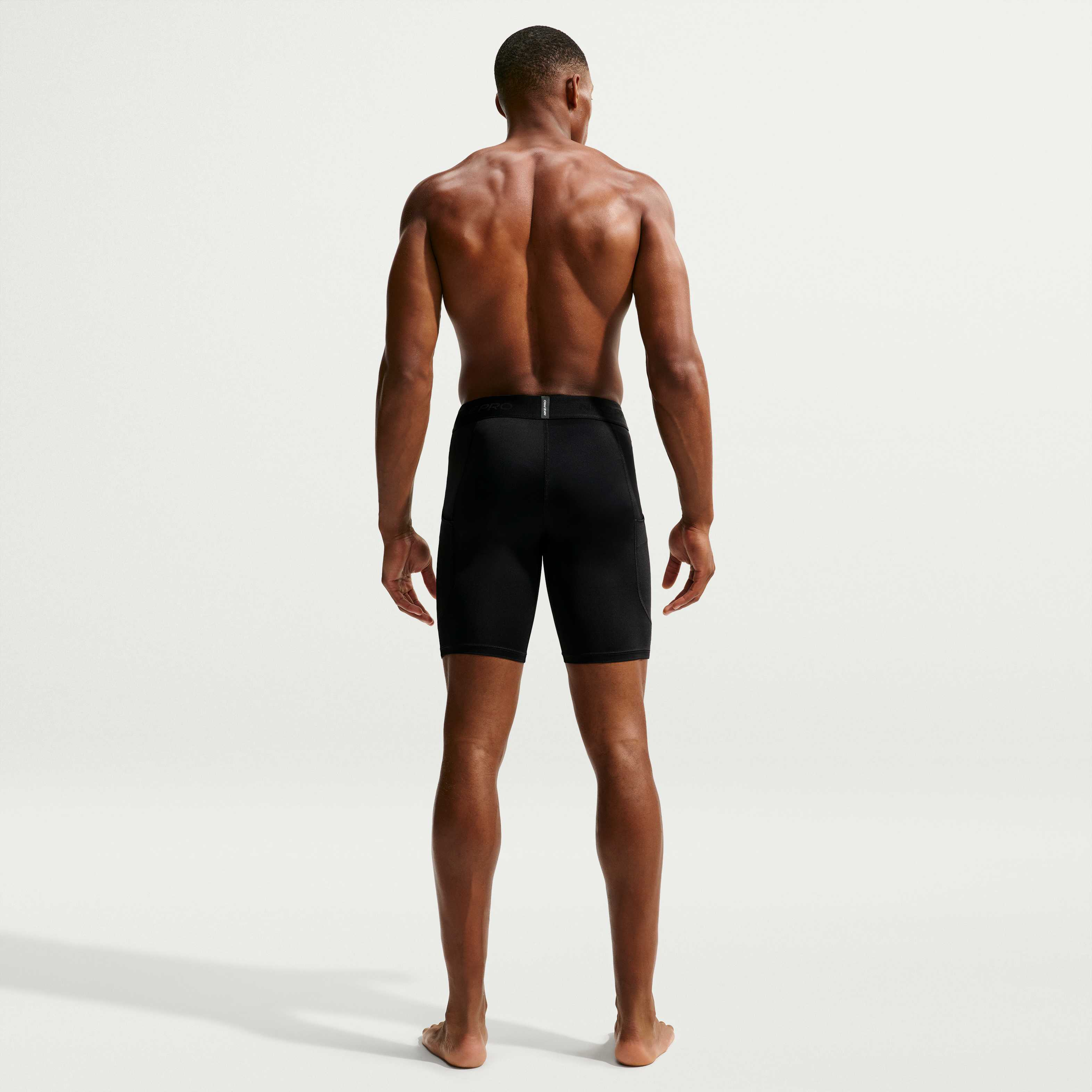 Nike Pro image number 4