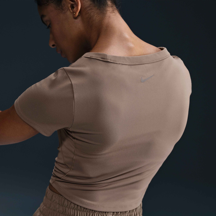 نايكي ون فيتد image number 1 نايكي ون فيتد image number 1