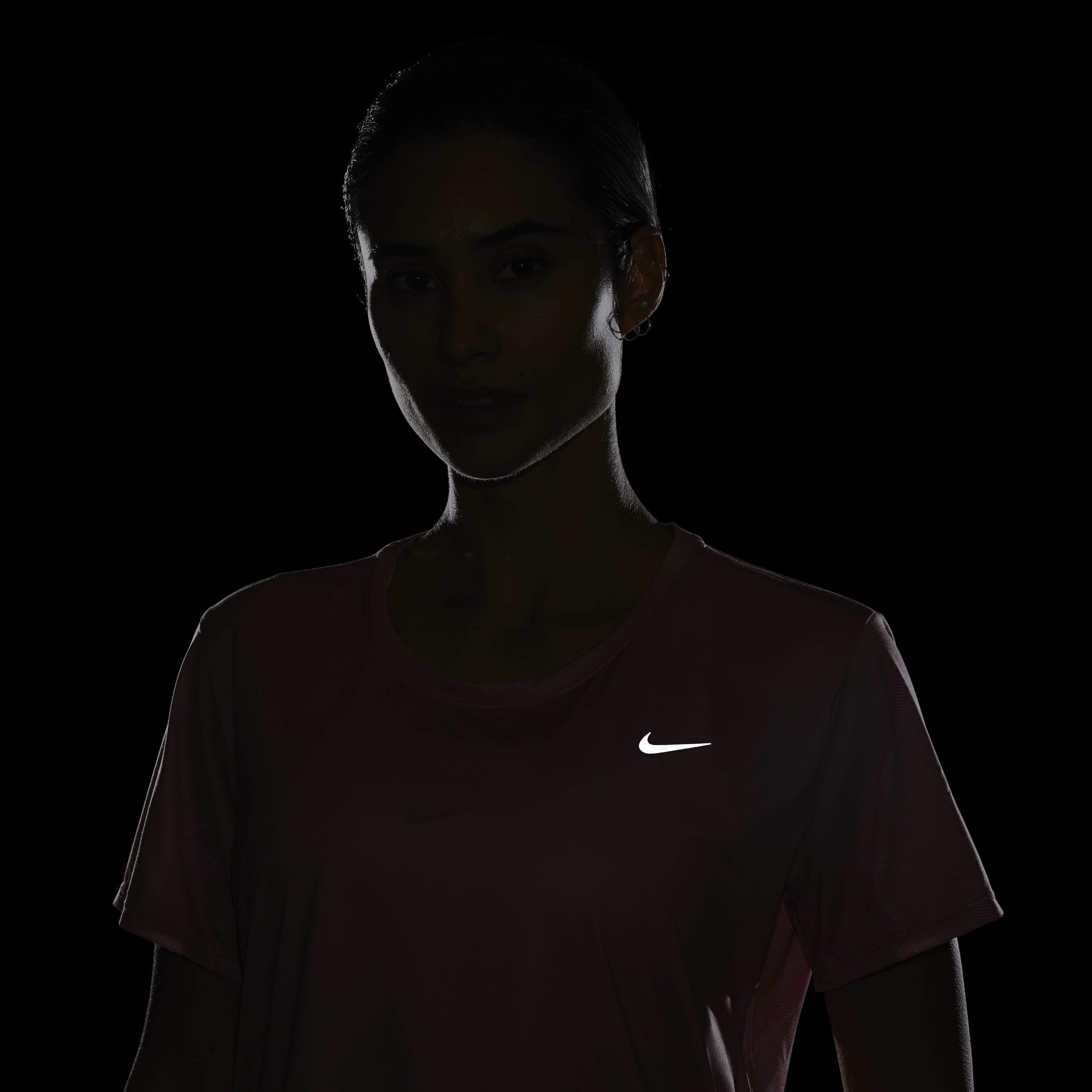 Nike Dri-FIT Swoosh image number 5