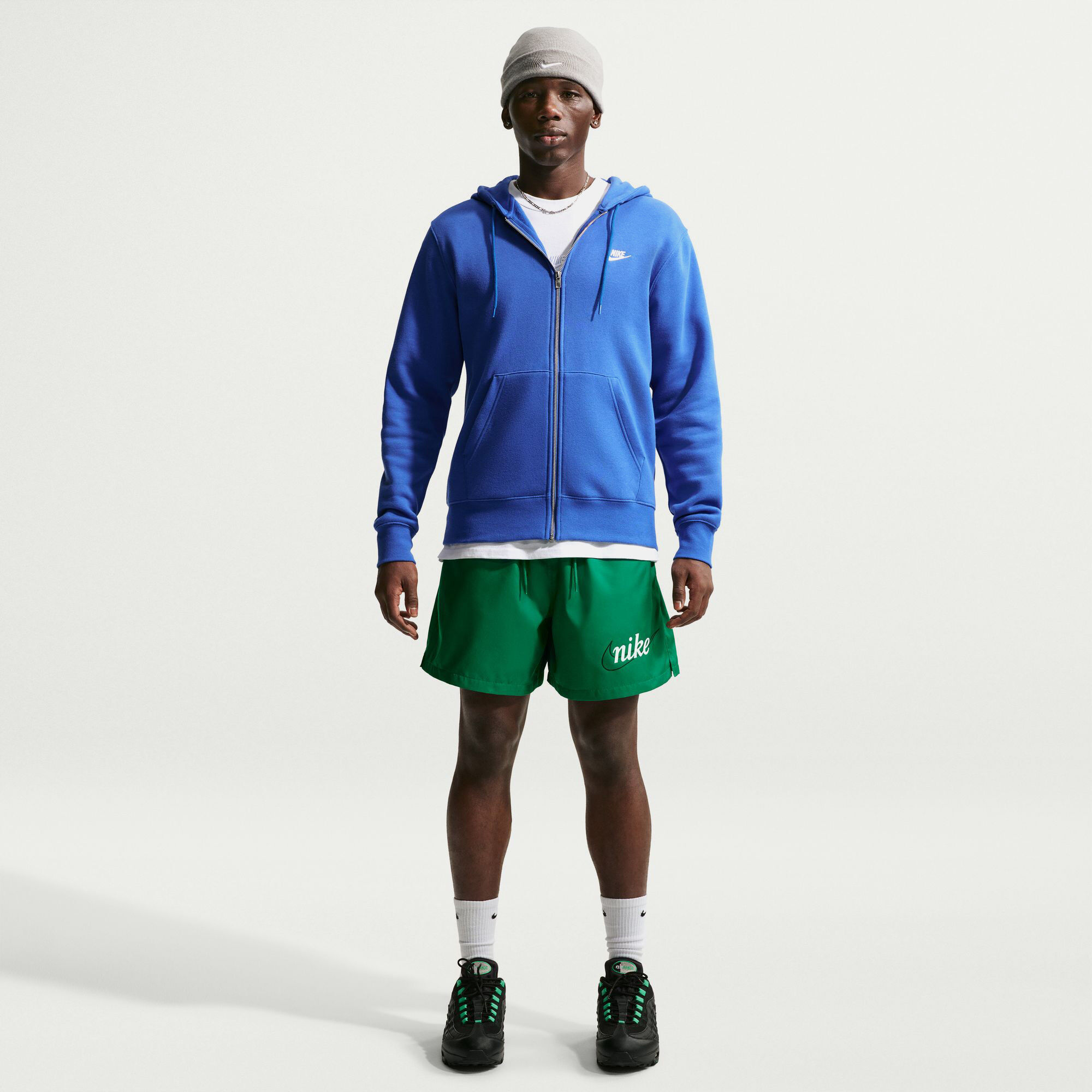 Nike Sportswear Club image number 0
