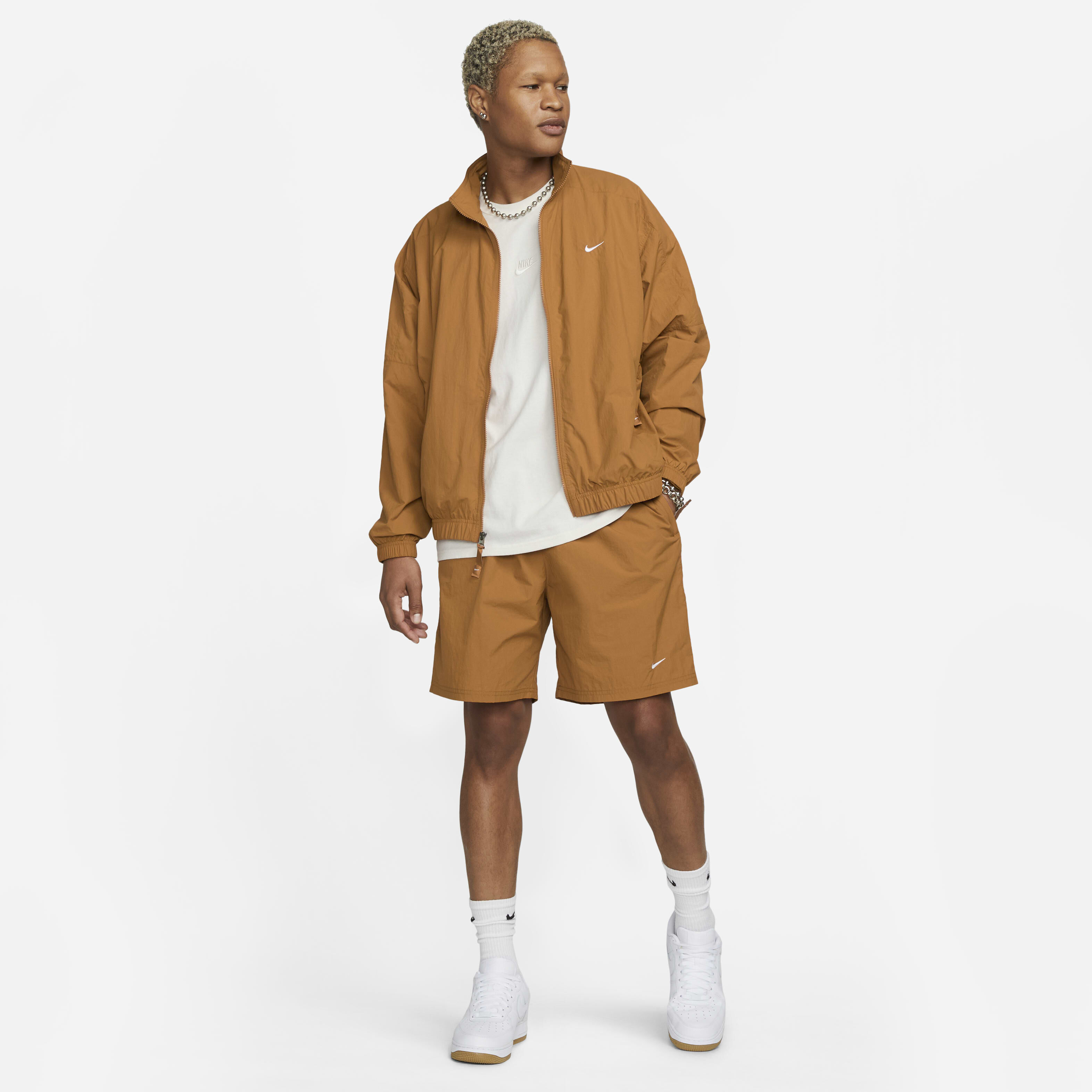 Nike Solo Swoosh image number 7