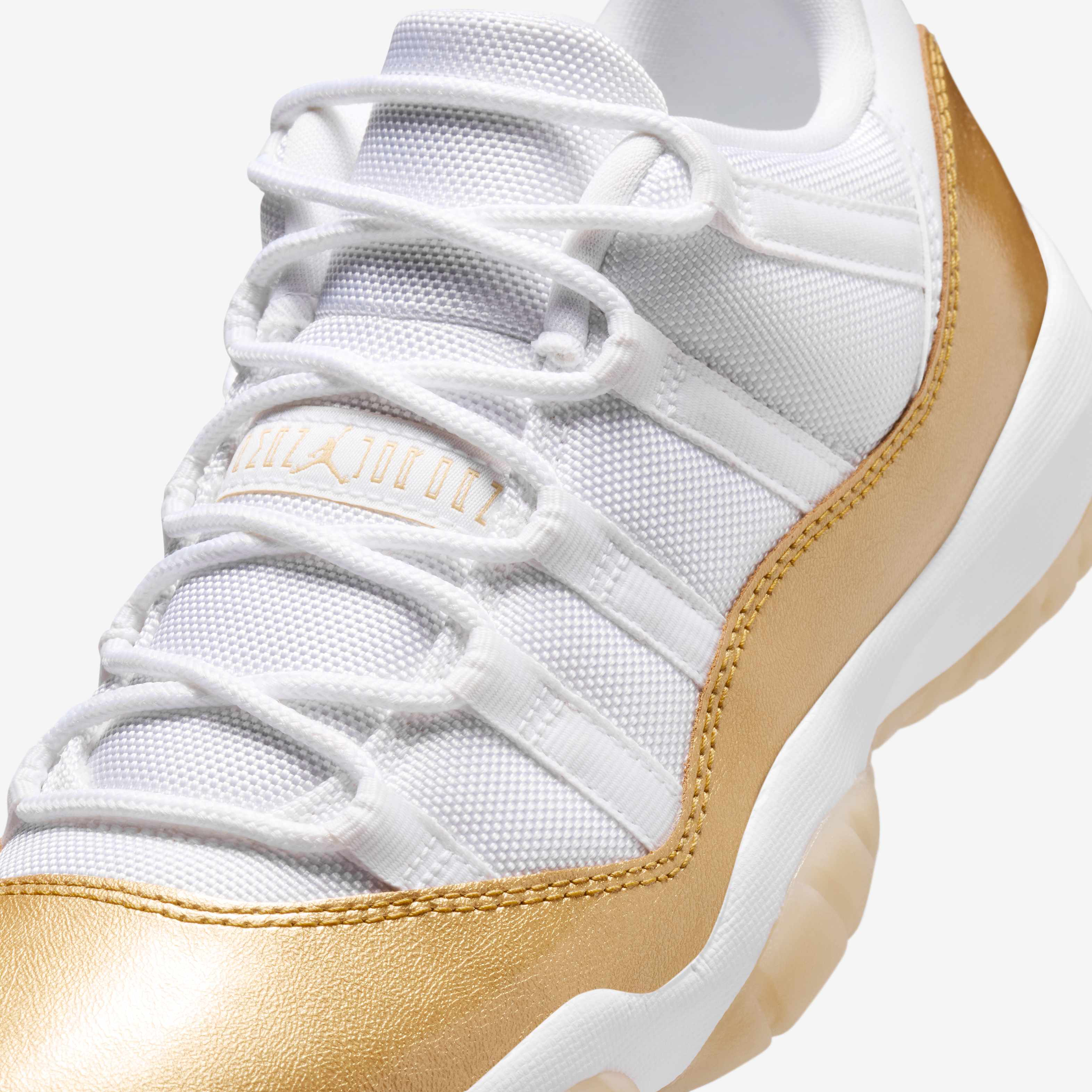 Air Jordan 11 Low 'Mother's Day' image number 6