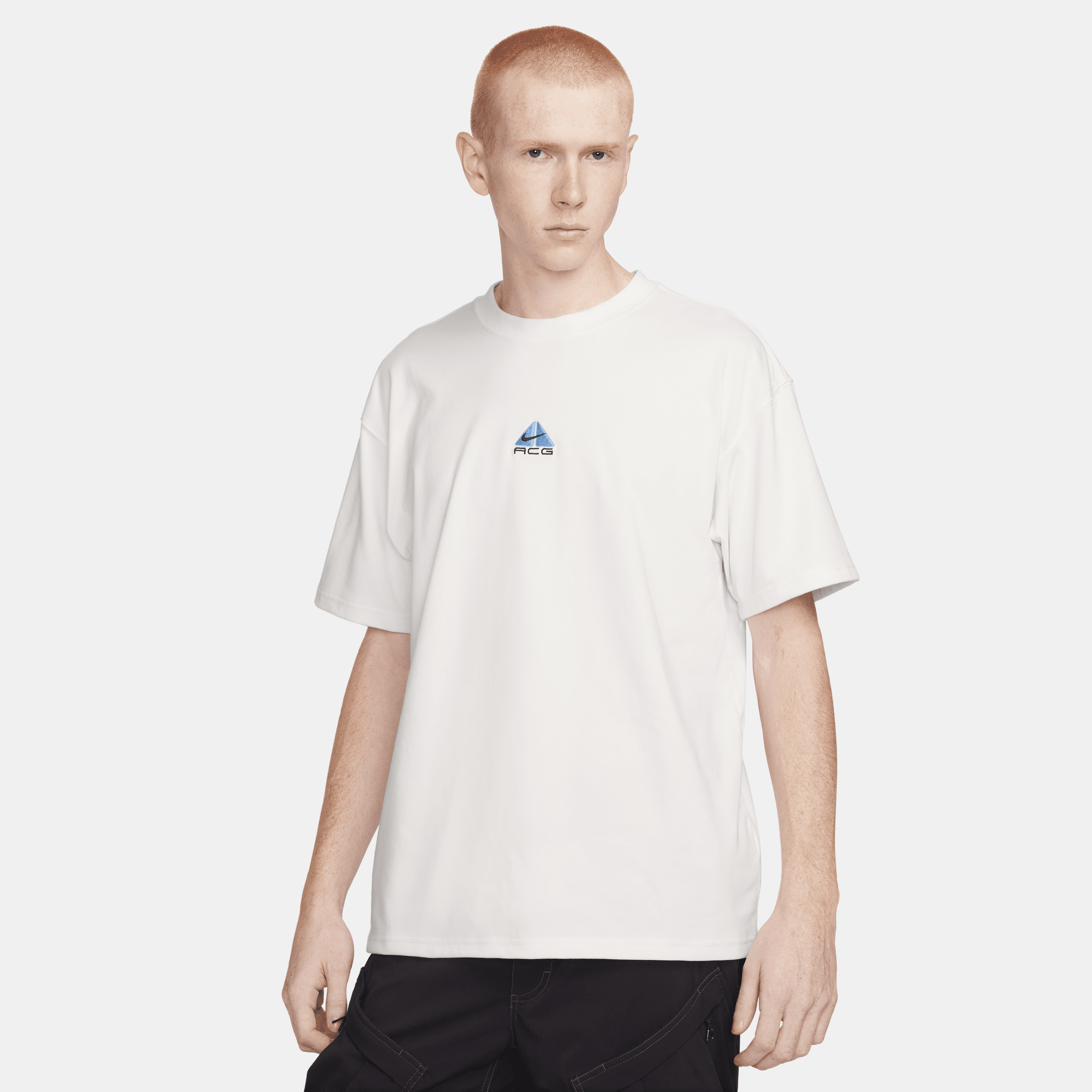 Nike acg store t shirt