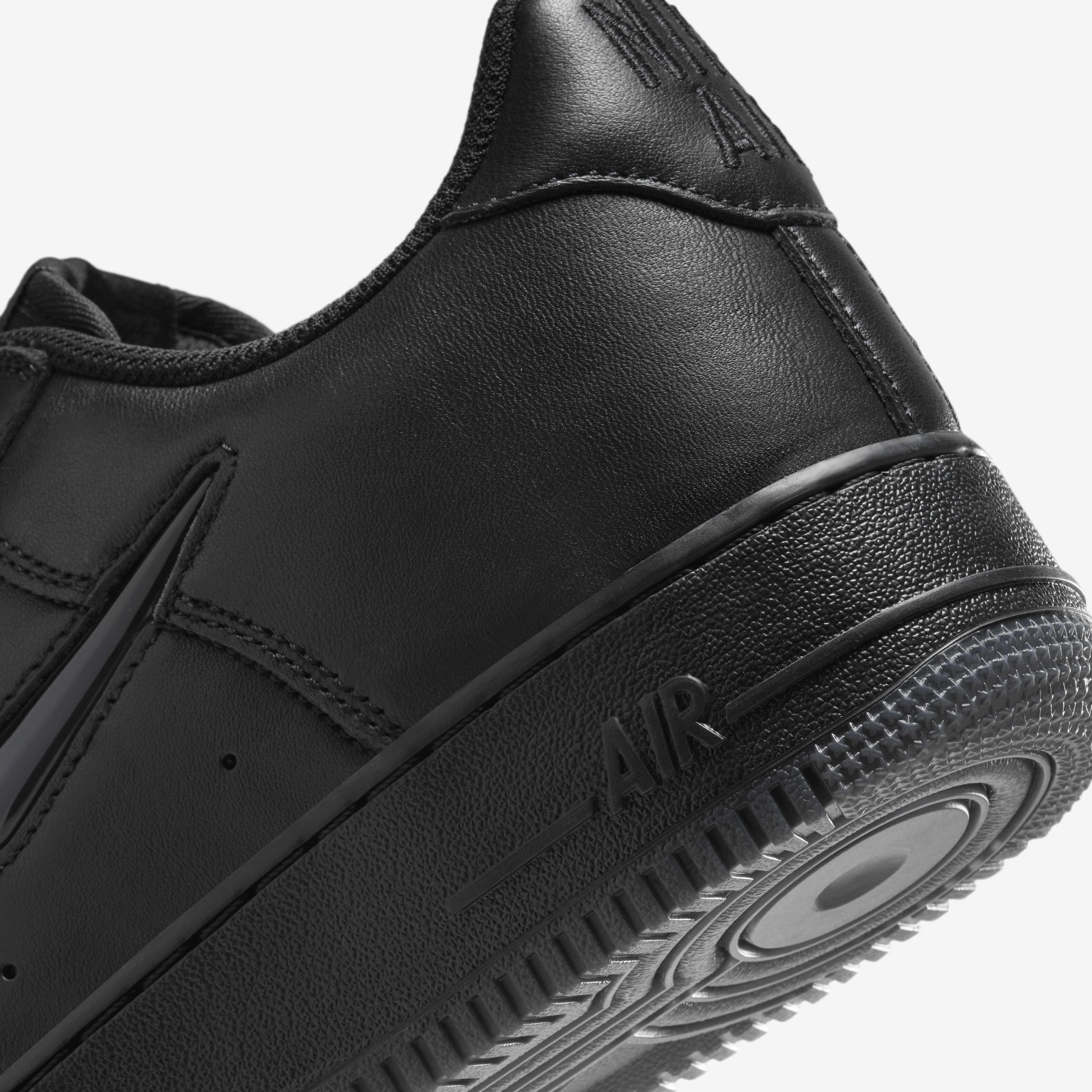 Nike Air Force 1 Low Retro image number 7