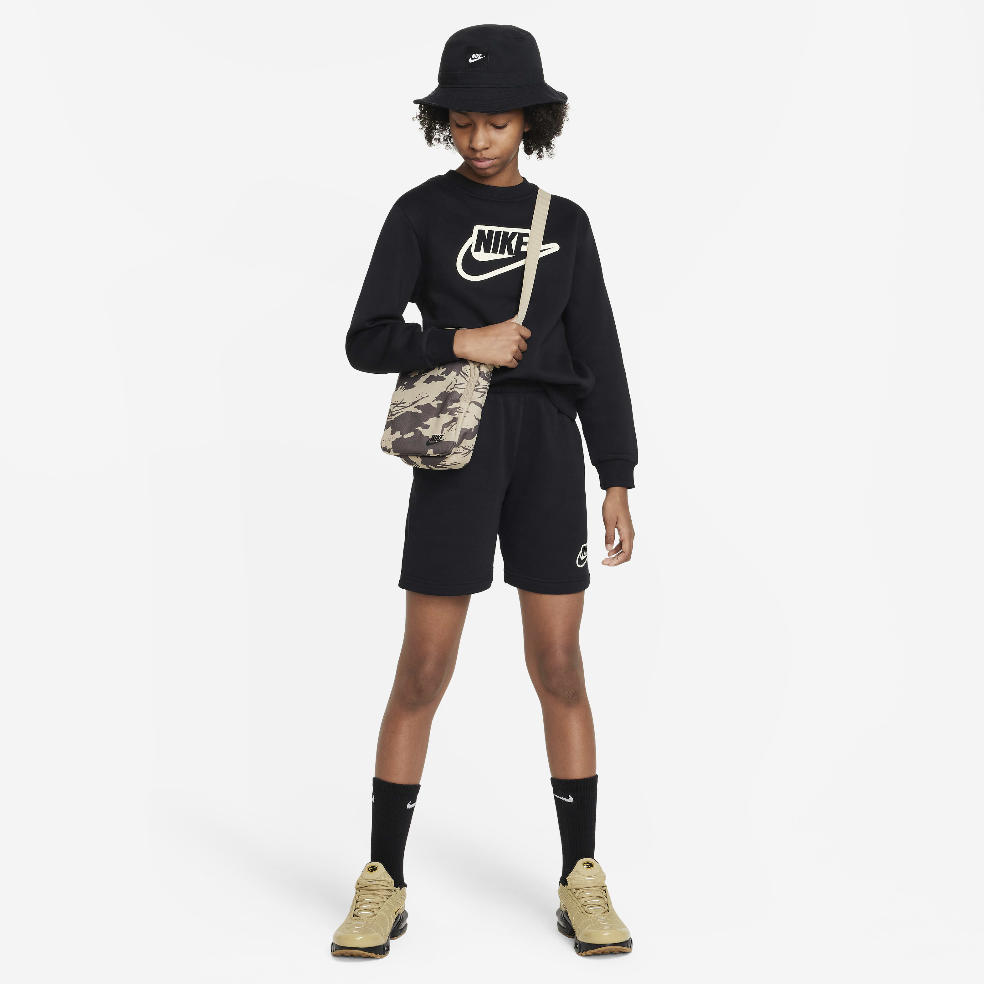 Nike Sportswear Club+ image number 3