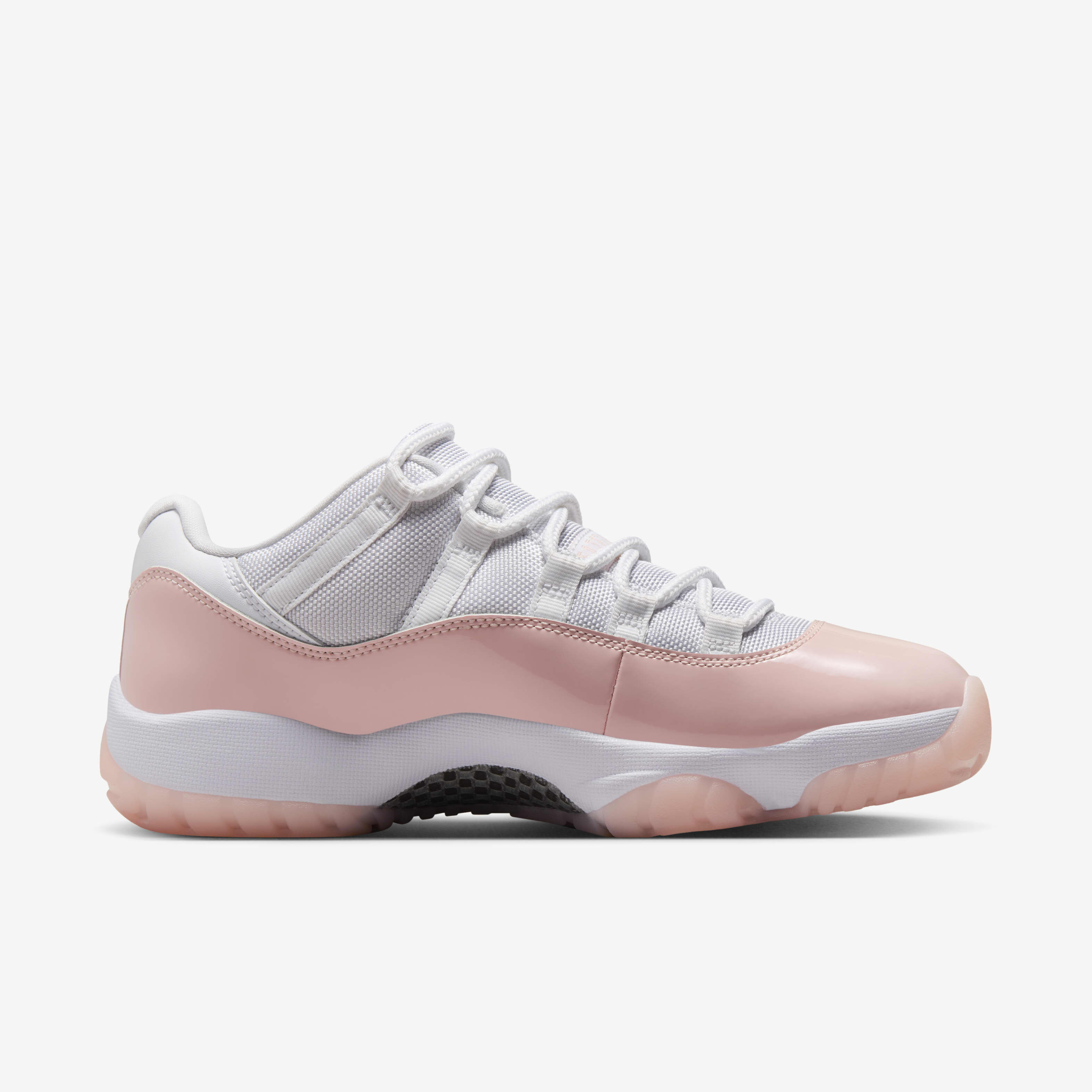 Air Jordan 11 Retro Low 'Legend Pink' image number 2