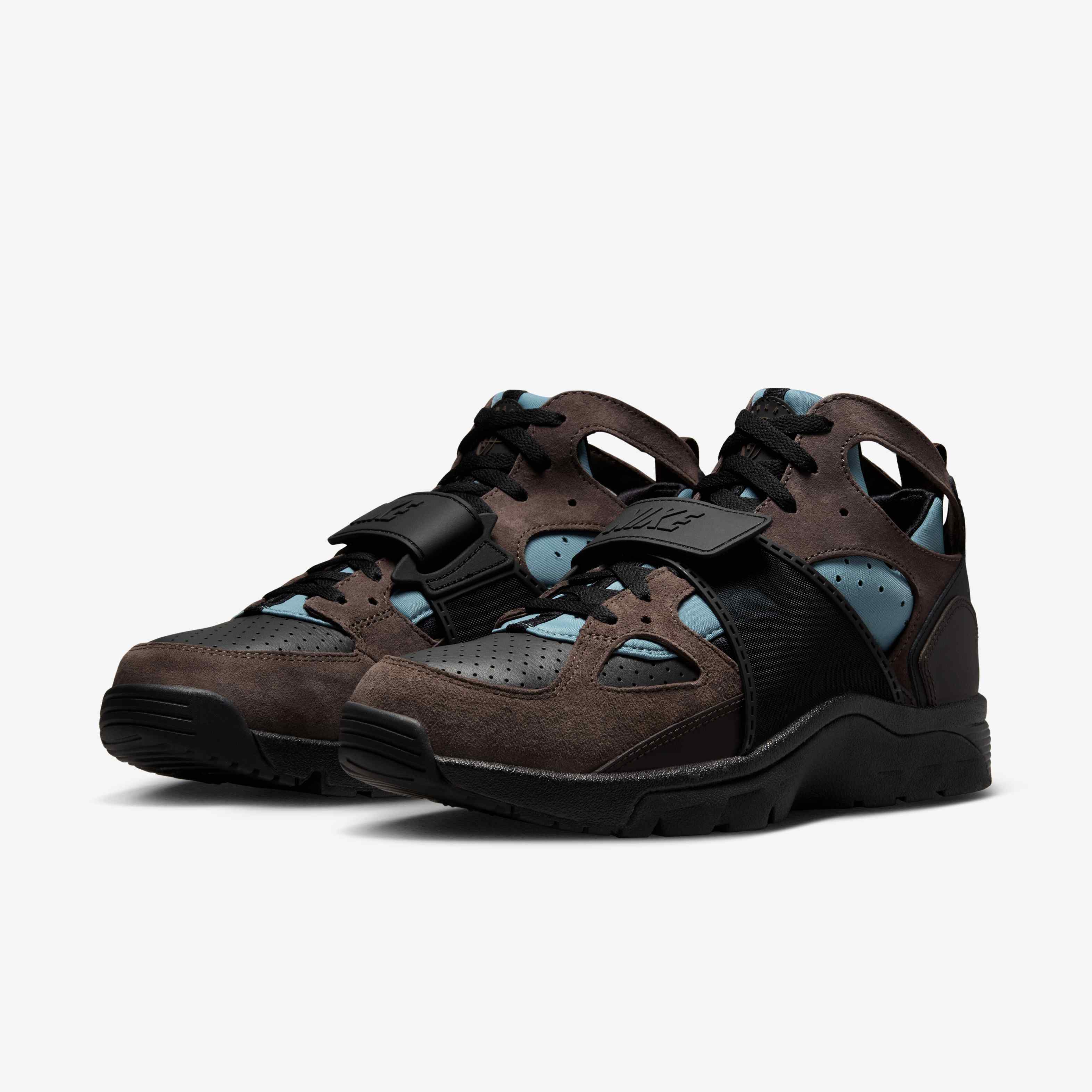 Nike Air Trainer Huarache image number 4