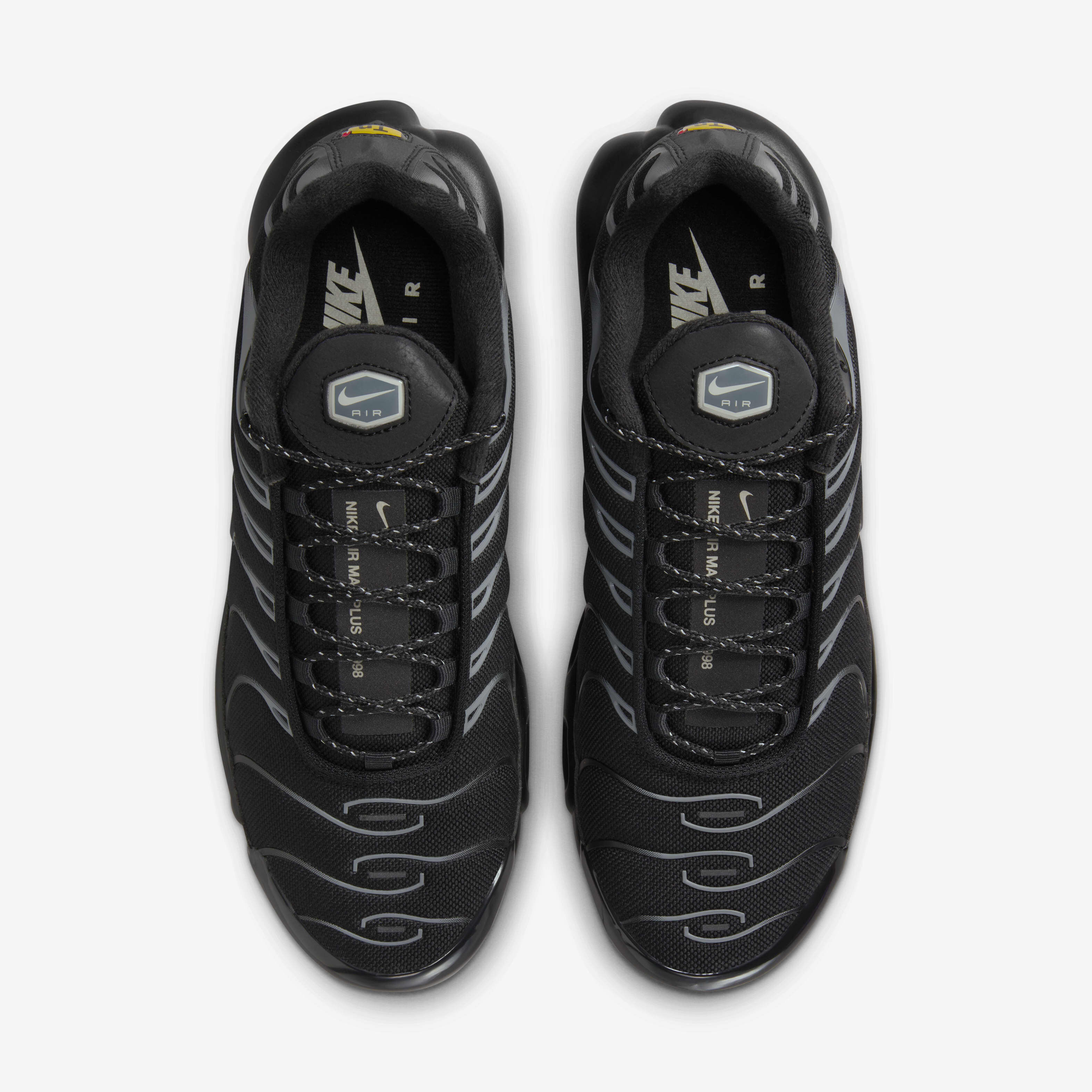 Nike Air Max Plus image number 3