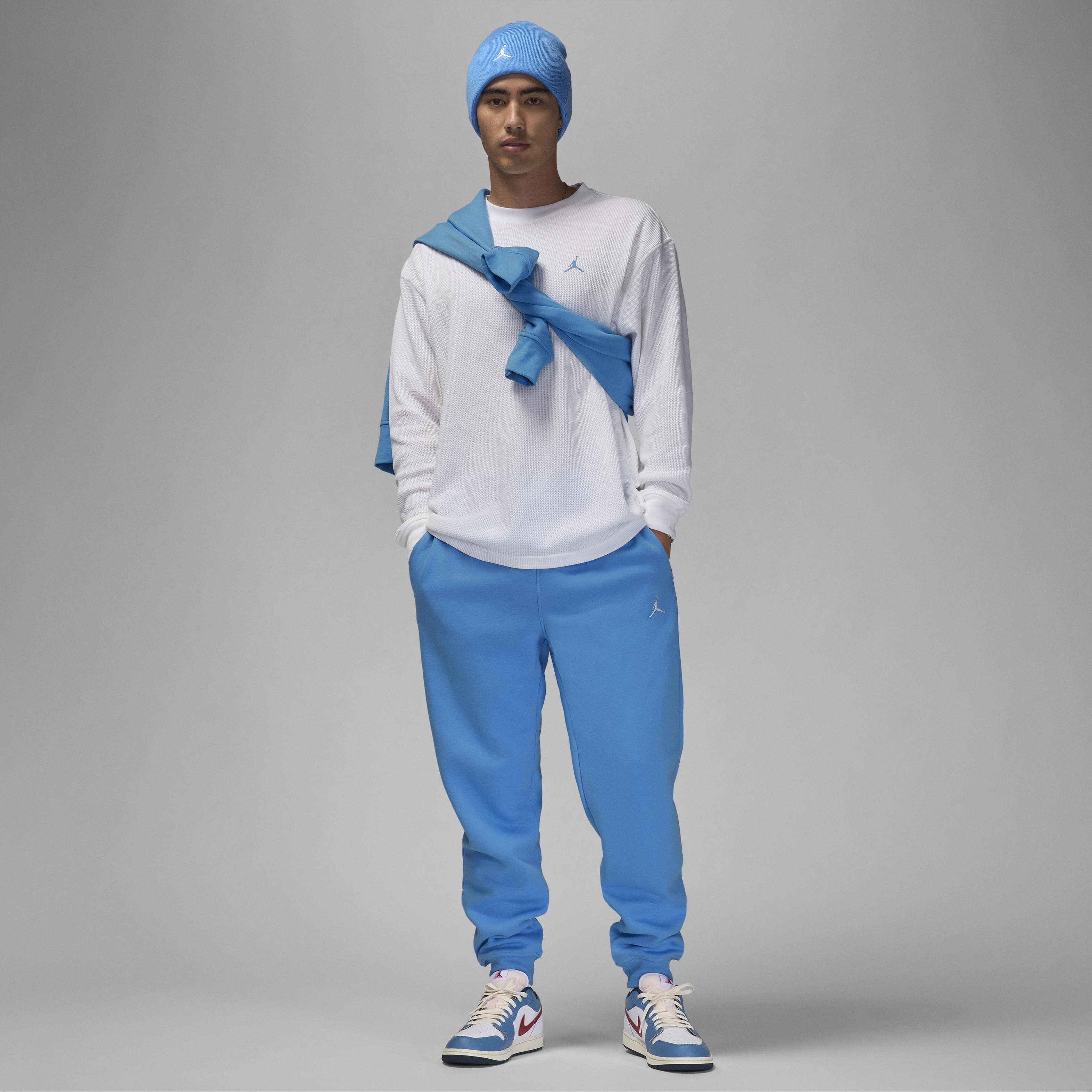 Jordan Essentials image number 3