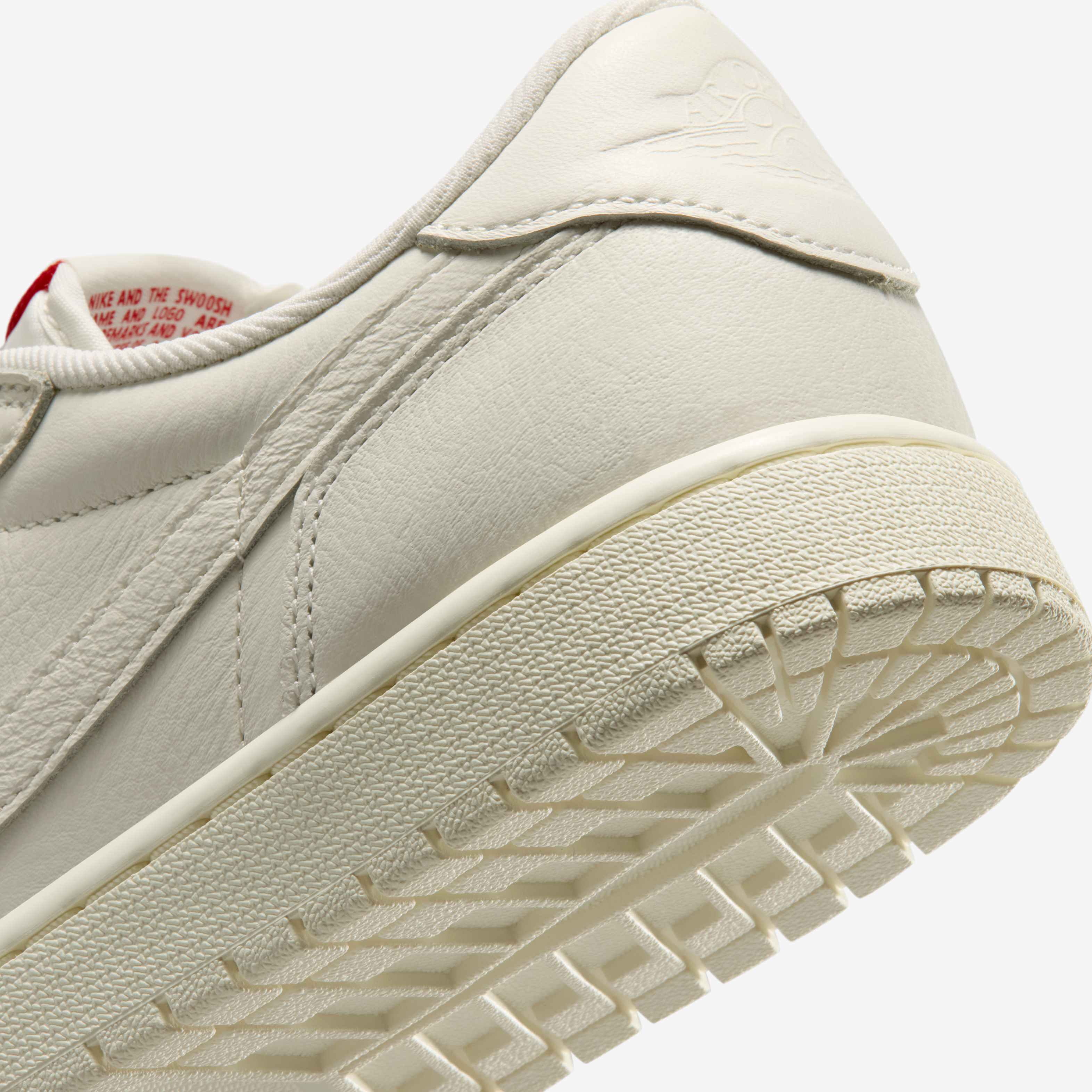 Air Jordan 1 Retro Low image number 19