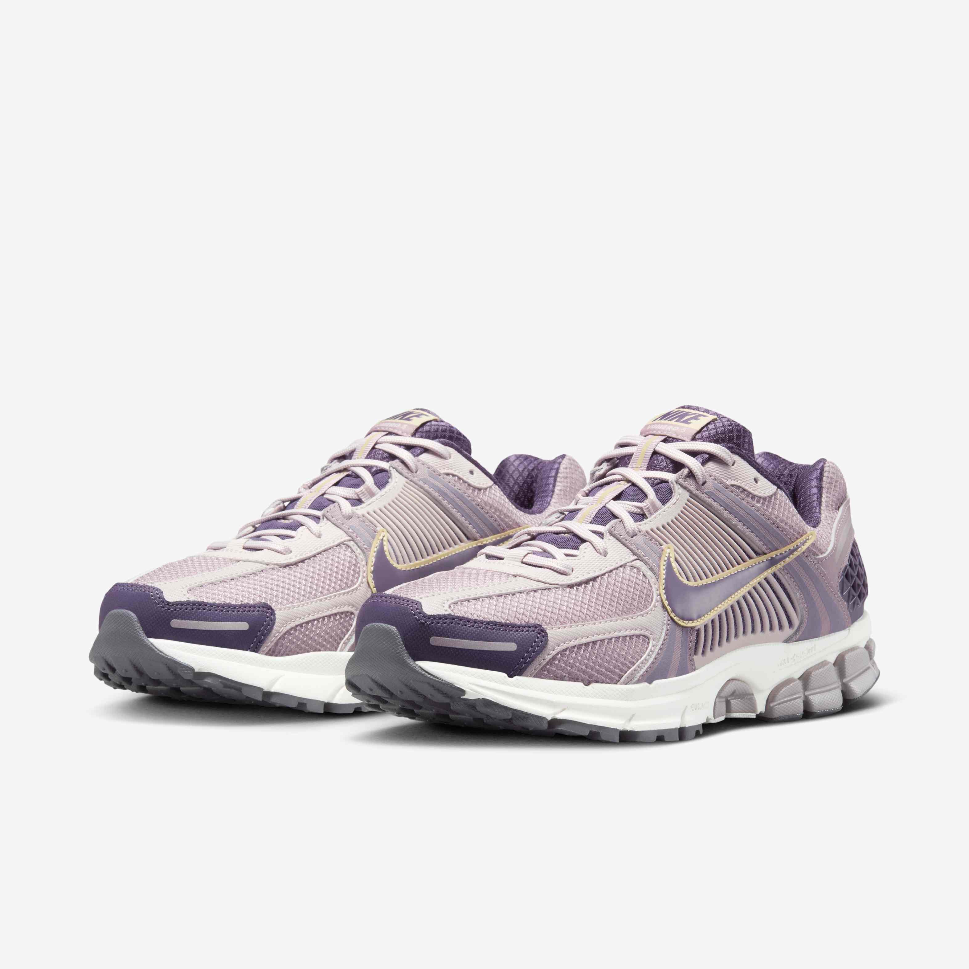 Nike Zoom Vomero 5 image number 4