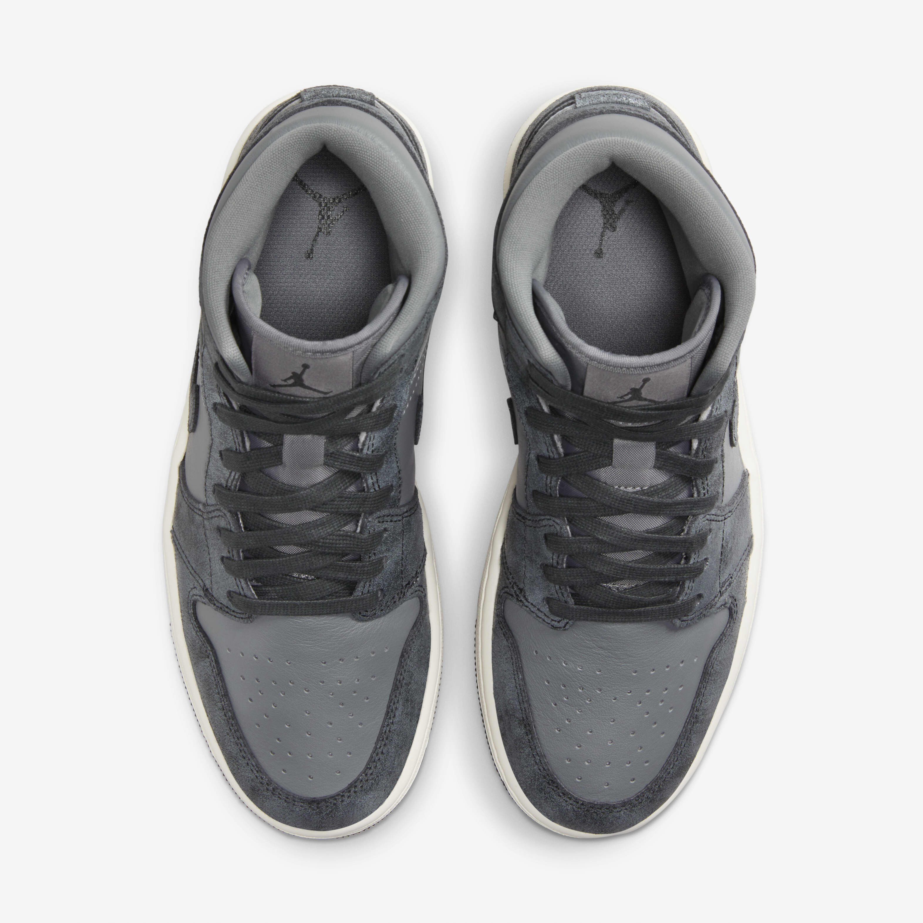 Air Jordan 1 Mid SE image number 3