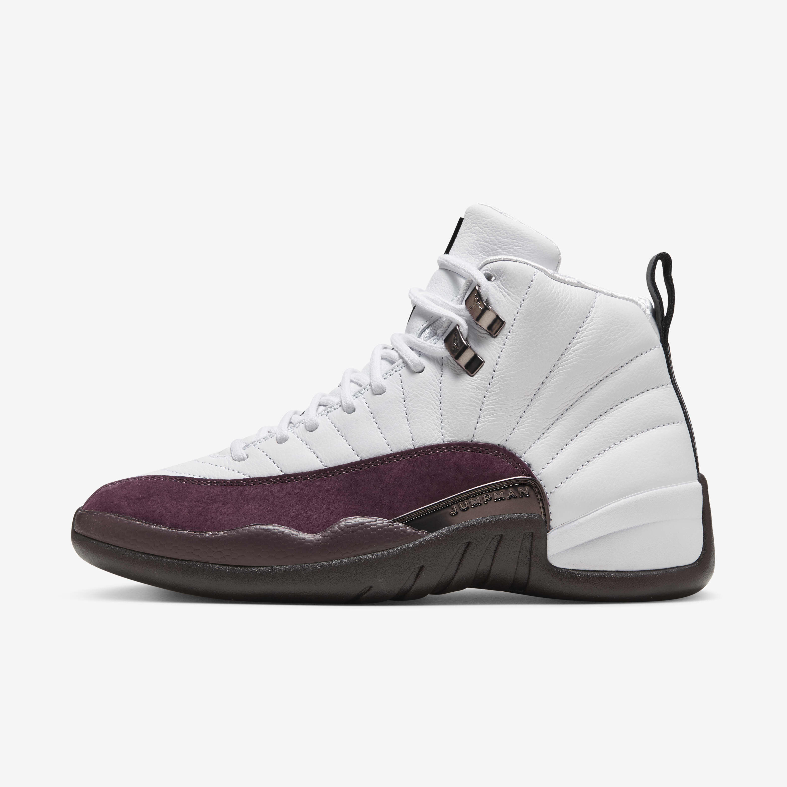 Navy blue and white jordan 12 best sale