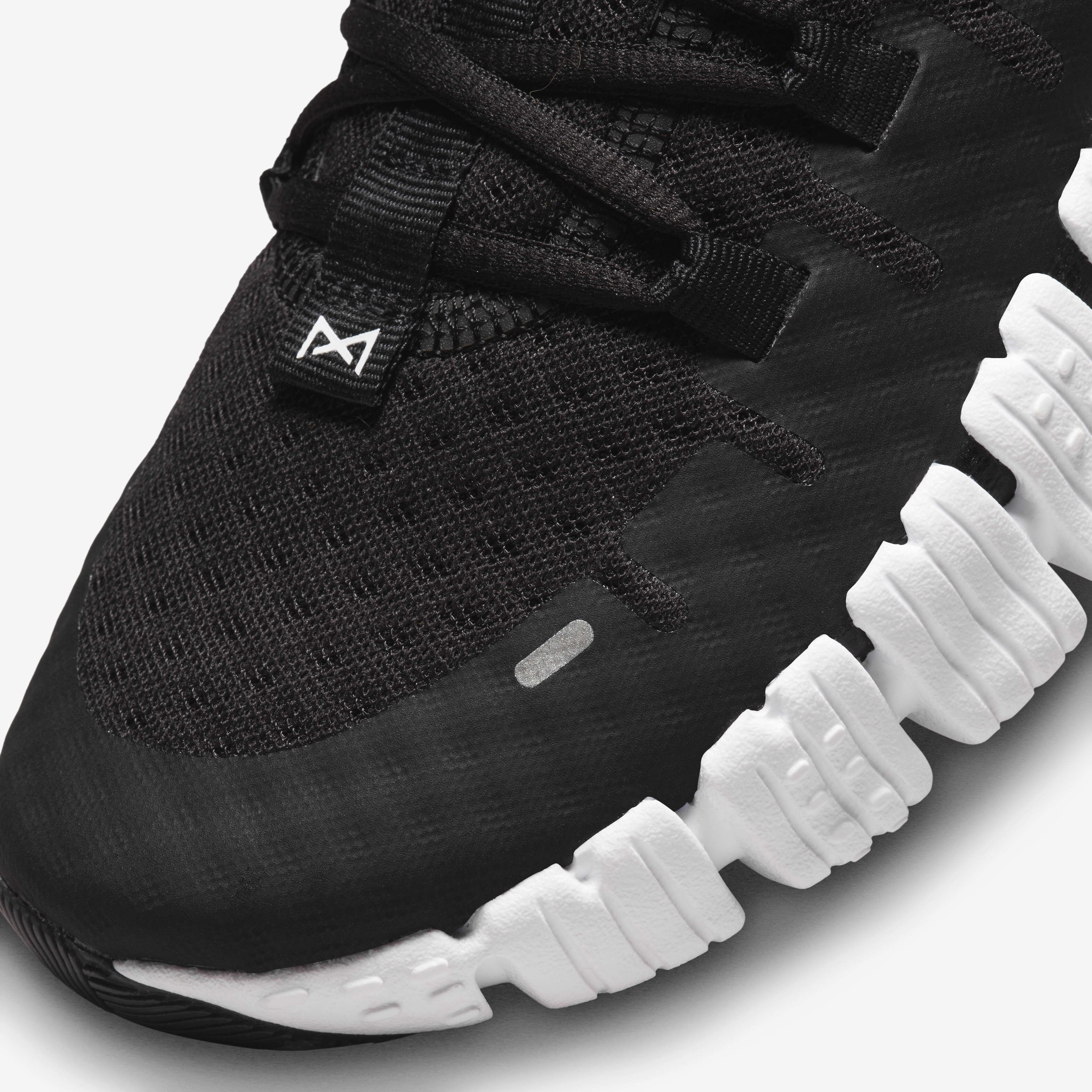 Metcon 5 black and white clearance
