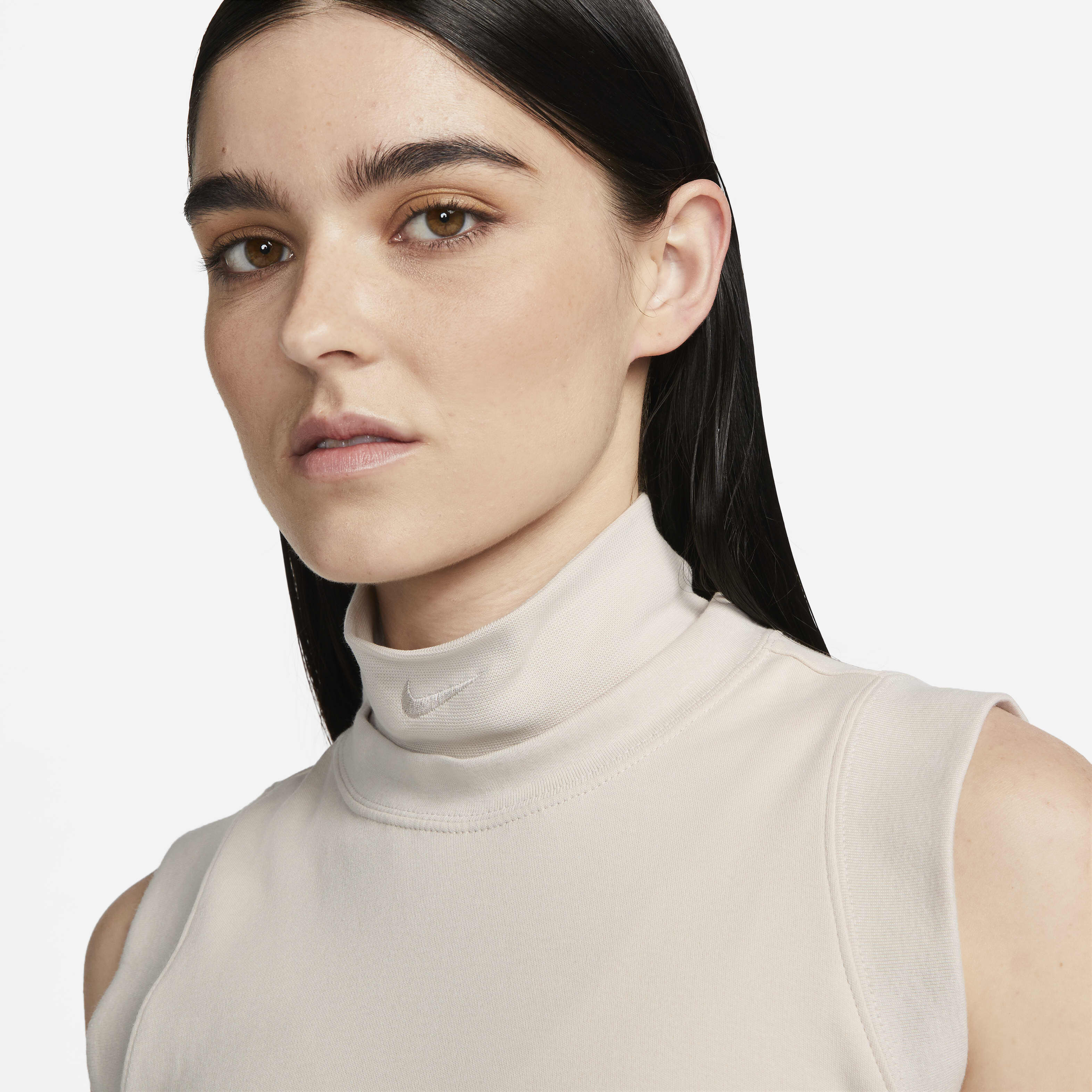 نايكي سبورتسوير كولكشن image number 2