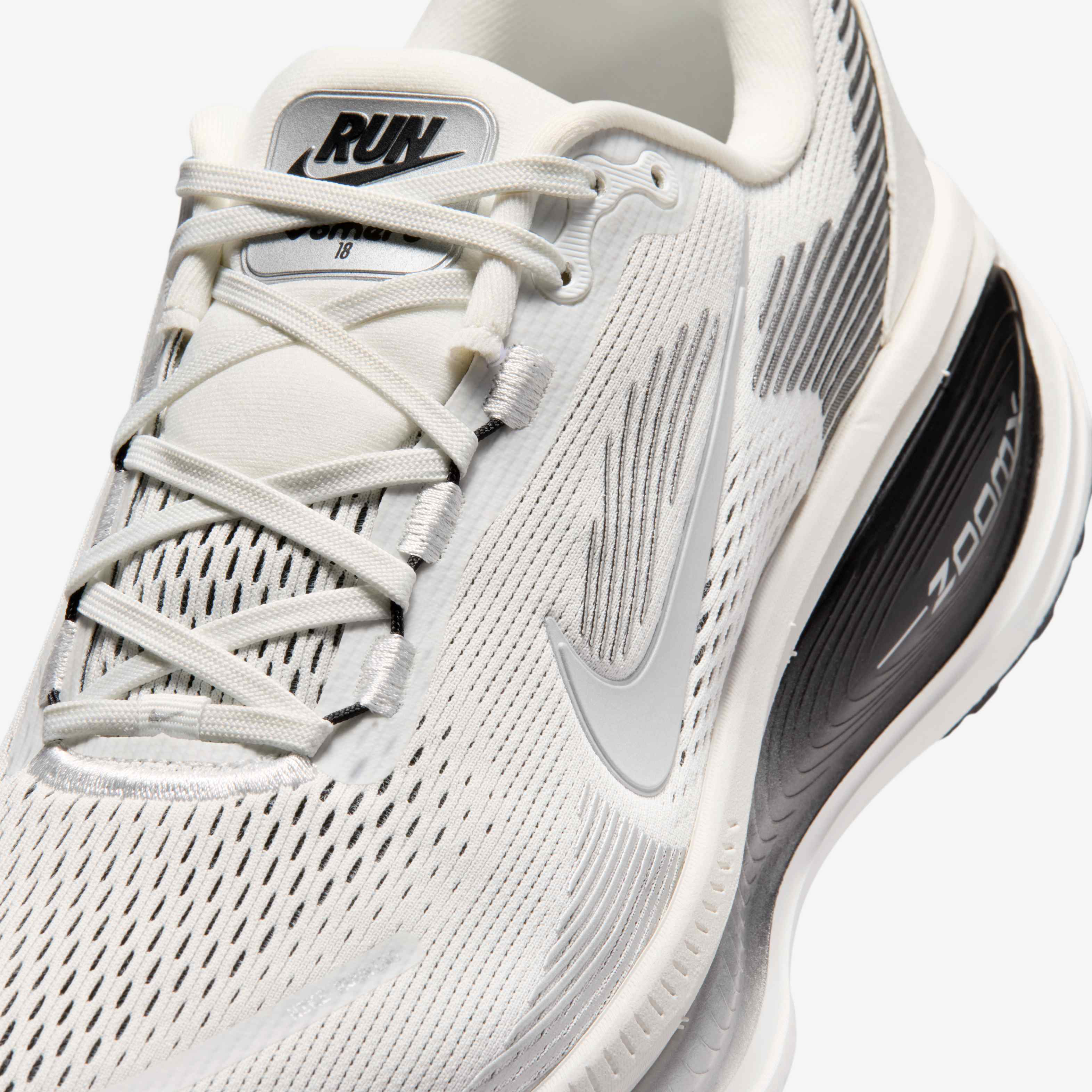Nike Vomero 18 image number 6