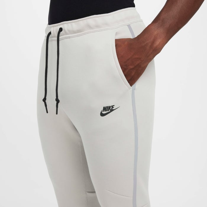 نايكي تك image number 2 نايكي تك image number 2