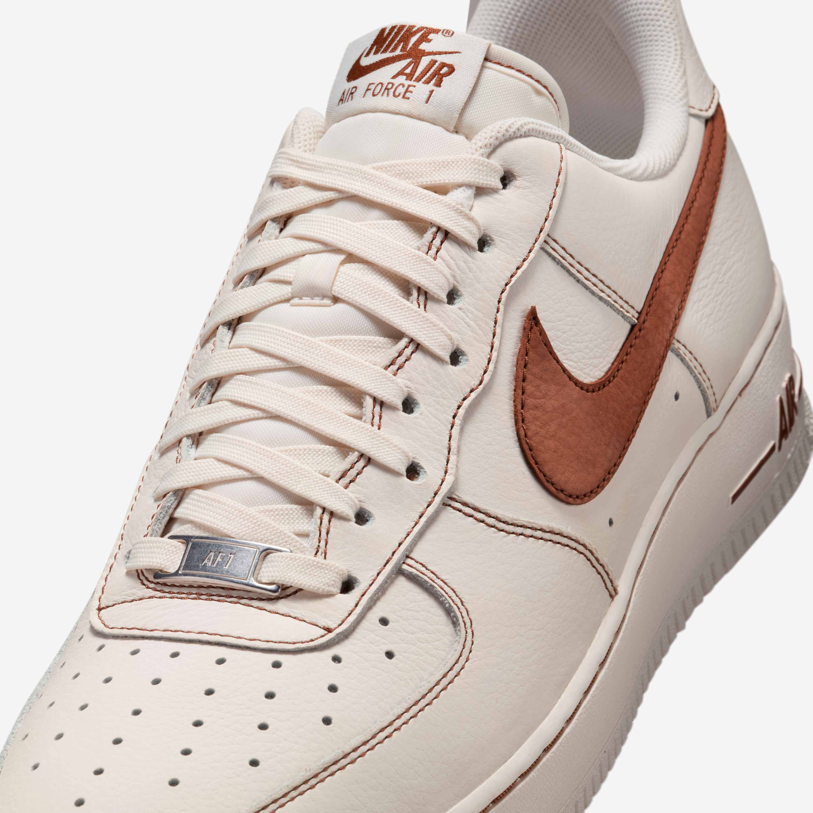 Nike Air Force 1 '07 LV8 image number 6
