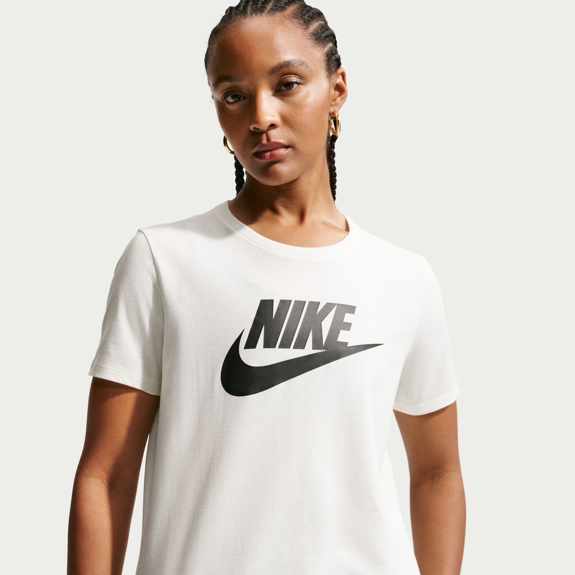Nike Sportswear Essentials image number 2