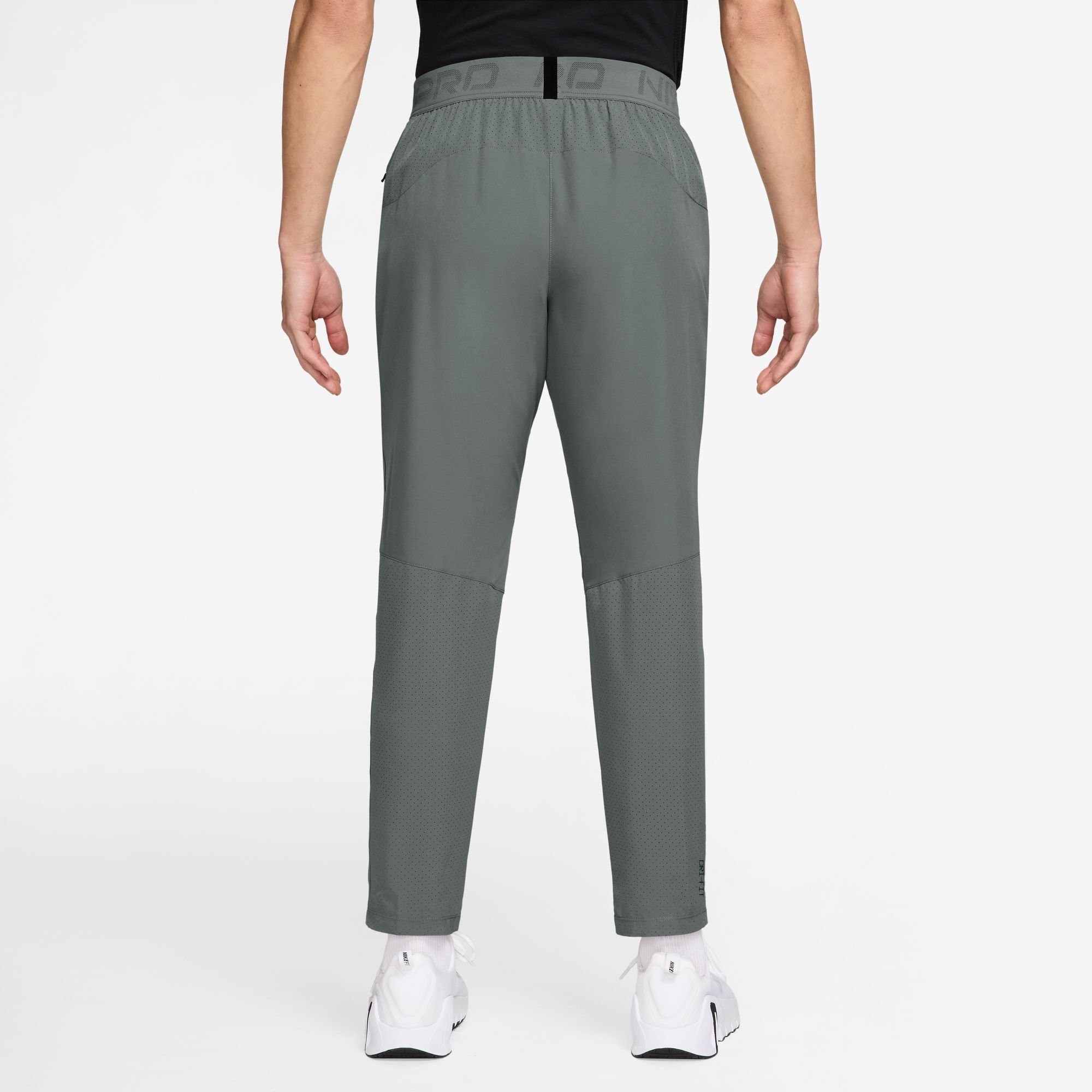 Nike Pro Training image number 1