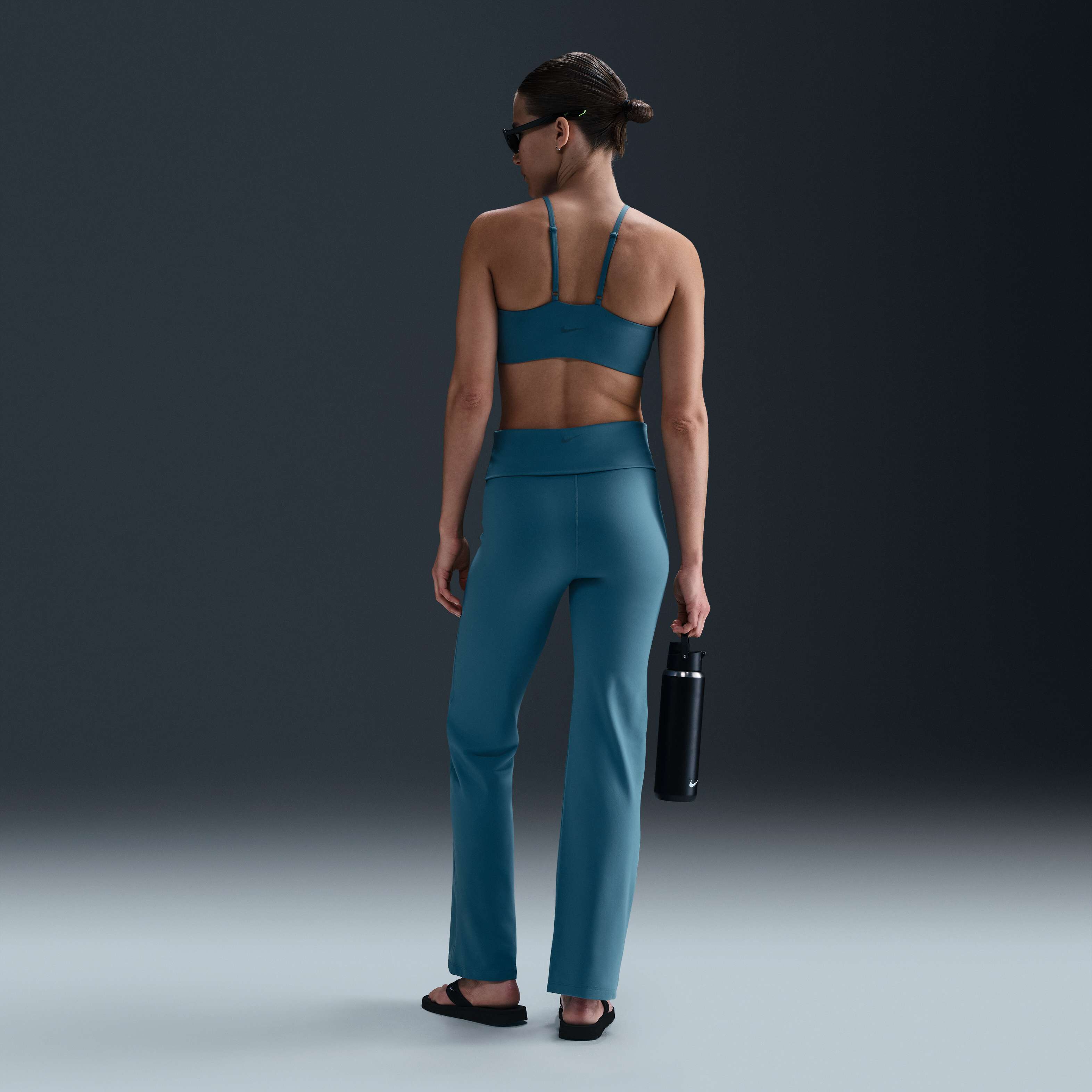 نايكي ون كي هول image number 4