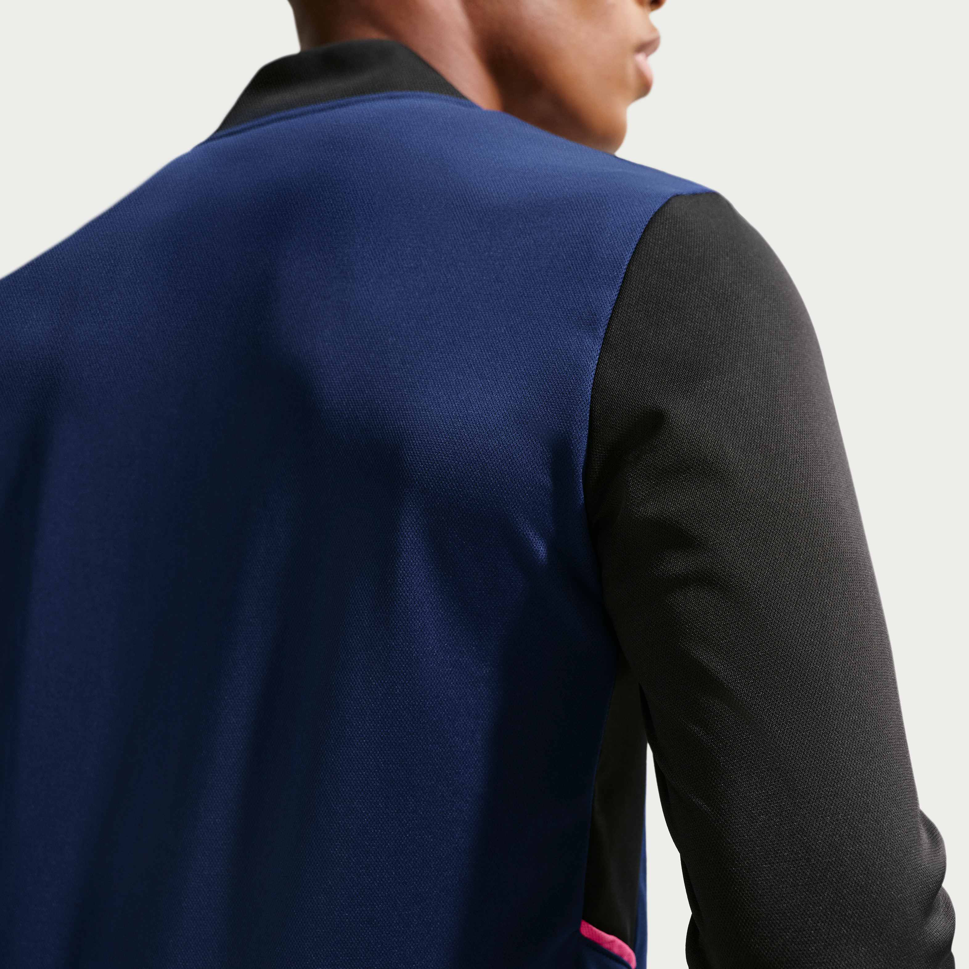 نايكي أكاديمي image number 2