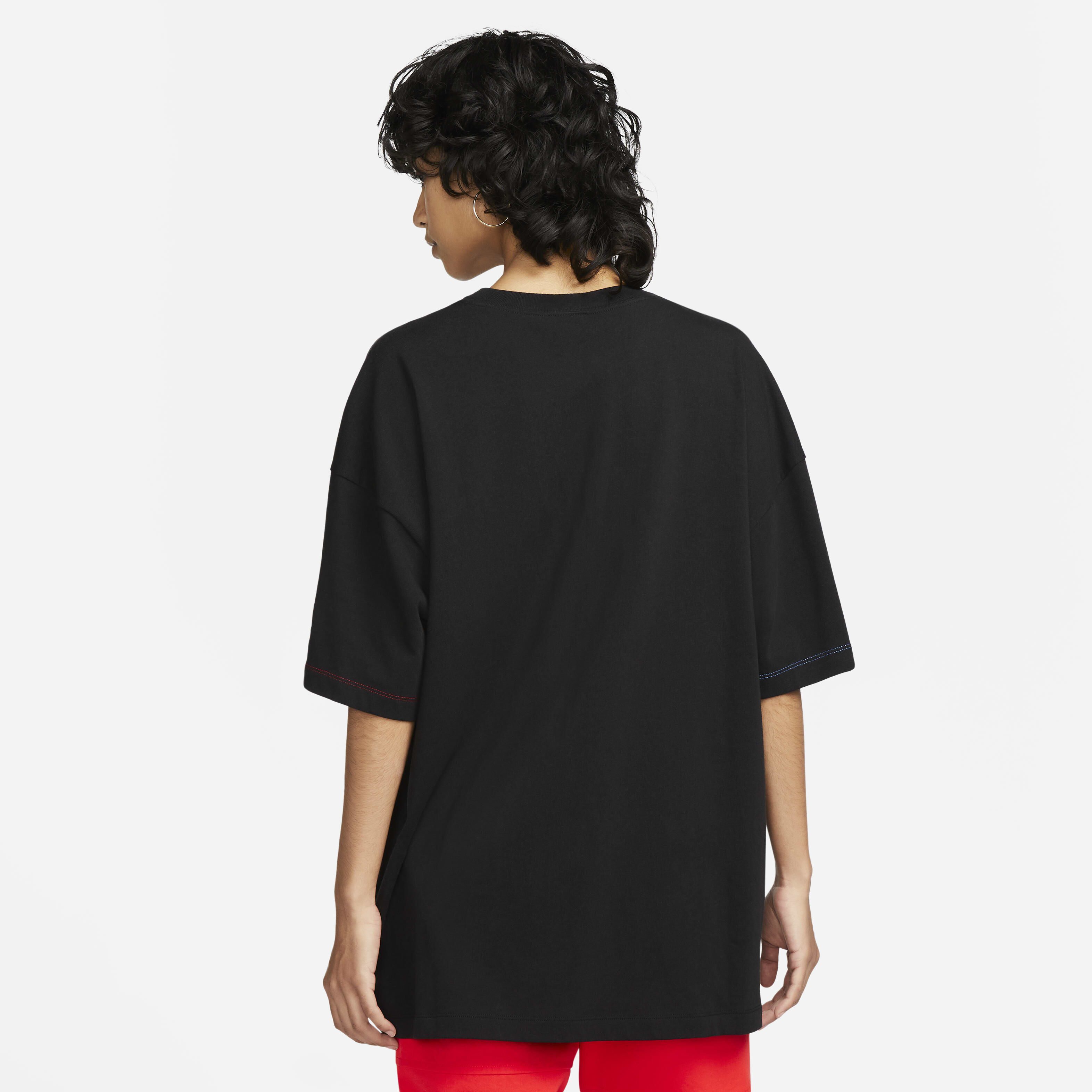 برشلونة ايسنشالز image number 1