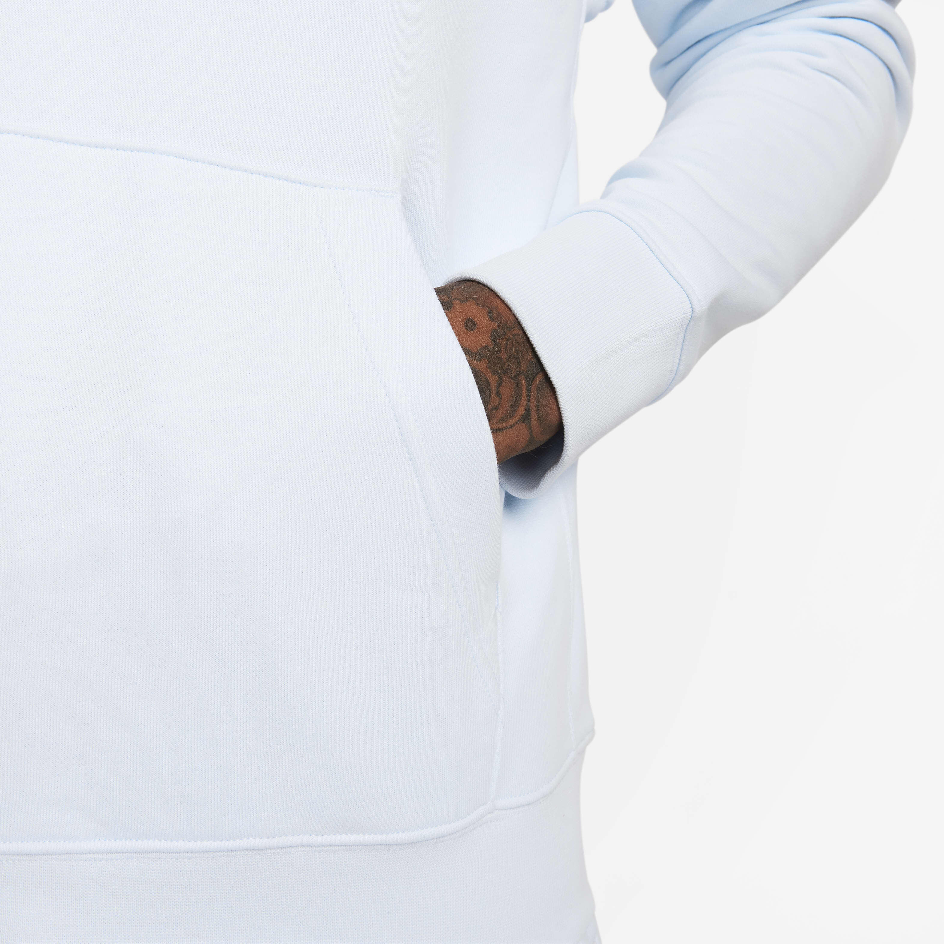 Nike Sportswear Club image number 4
