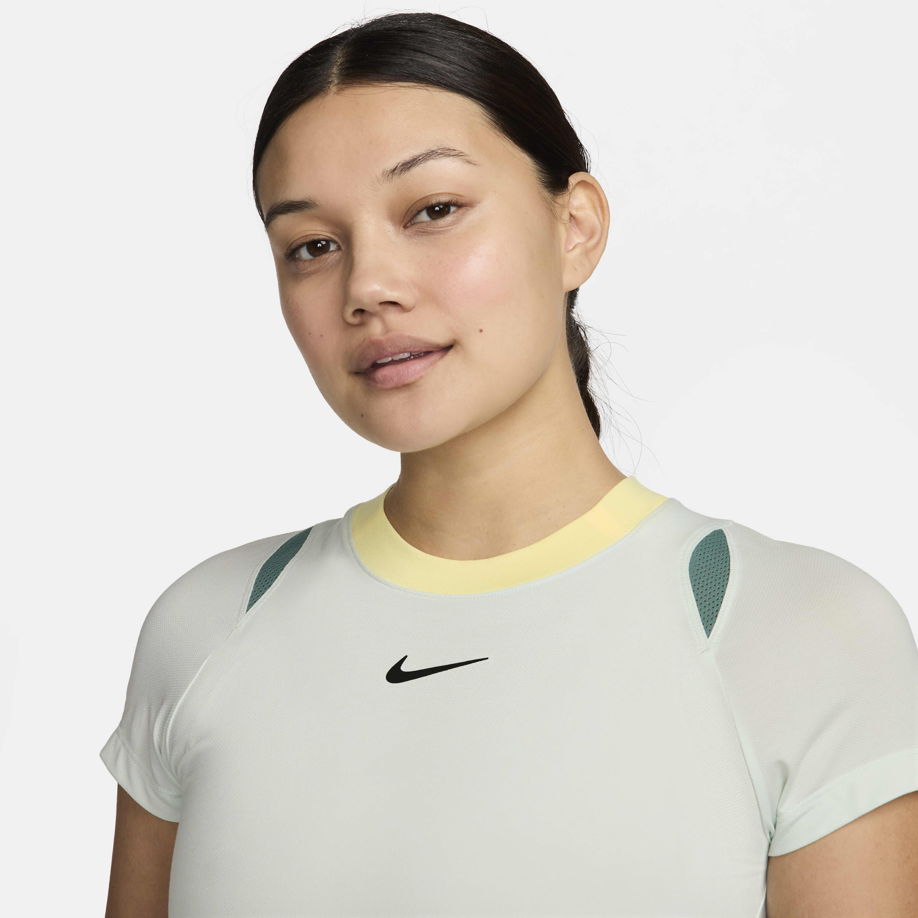 NikeCourt Advantage image number 2