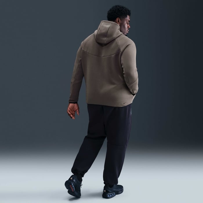 نايكي تك image number 9 نايكي تك image number 9