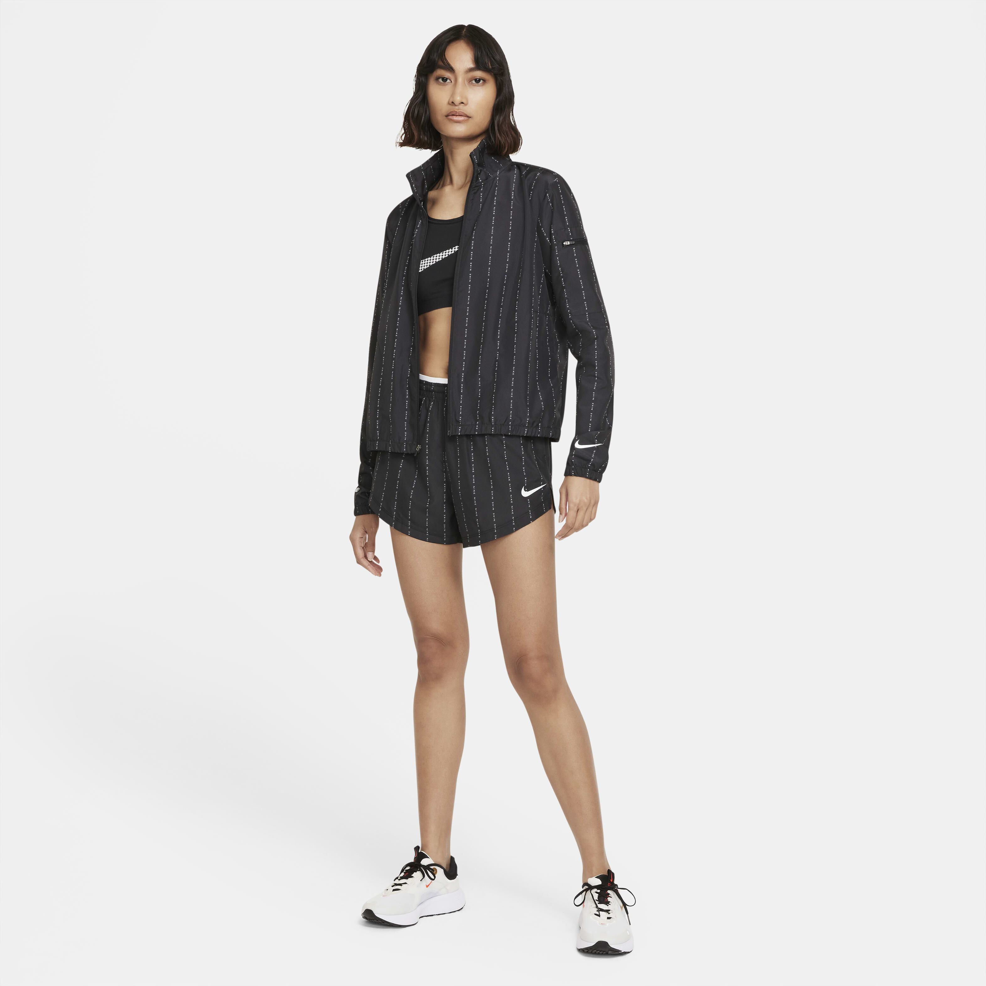 Nike Dri-FIT Icon Clash image number 6