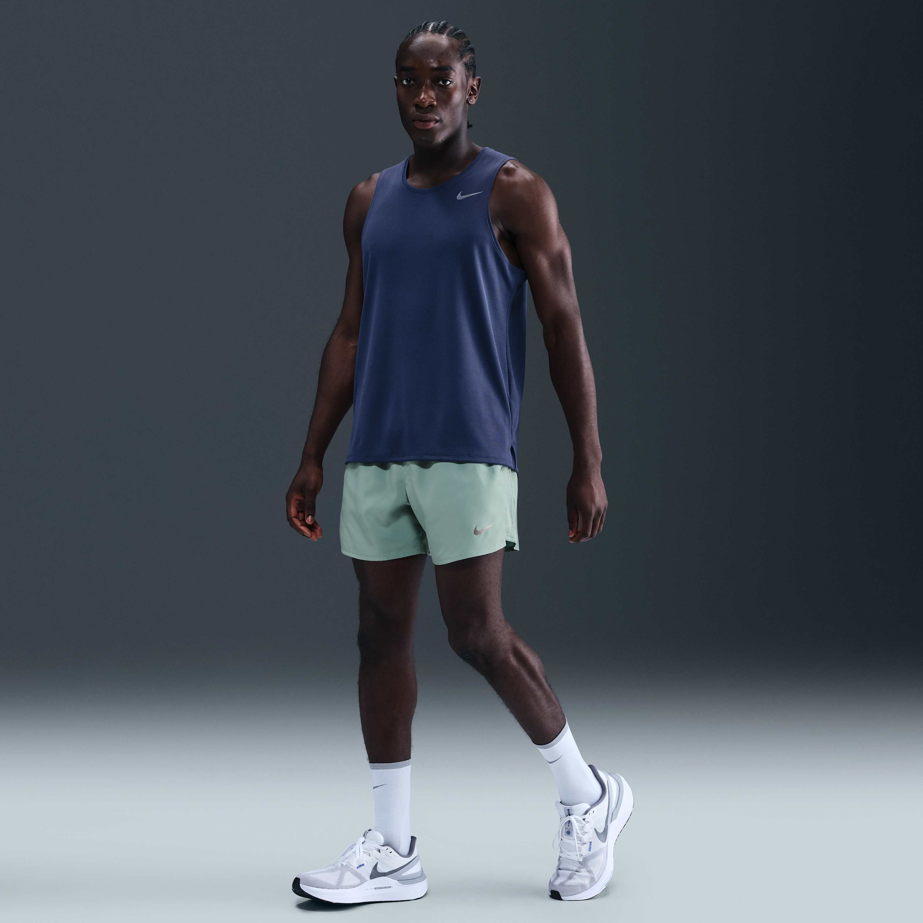 Nike Challenger image number 0