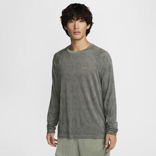 أحذية نورا للركض-نايكي, نايكي رانينج ديفجن, تيشيرت الجري ثيرما-فت ADV بأكمام طويلة للرجال