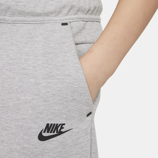 Nike tech shorts sales kids