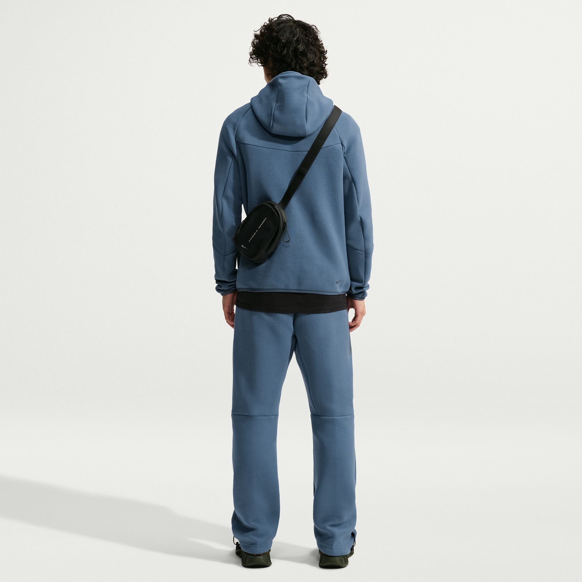 Nike Tech image number 1