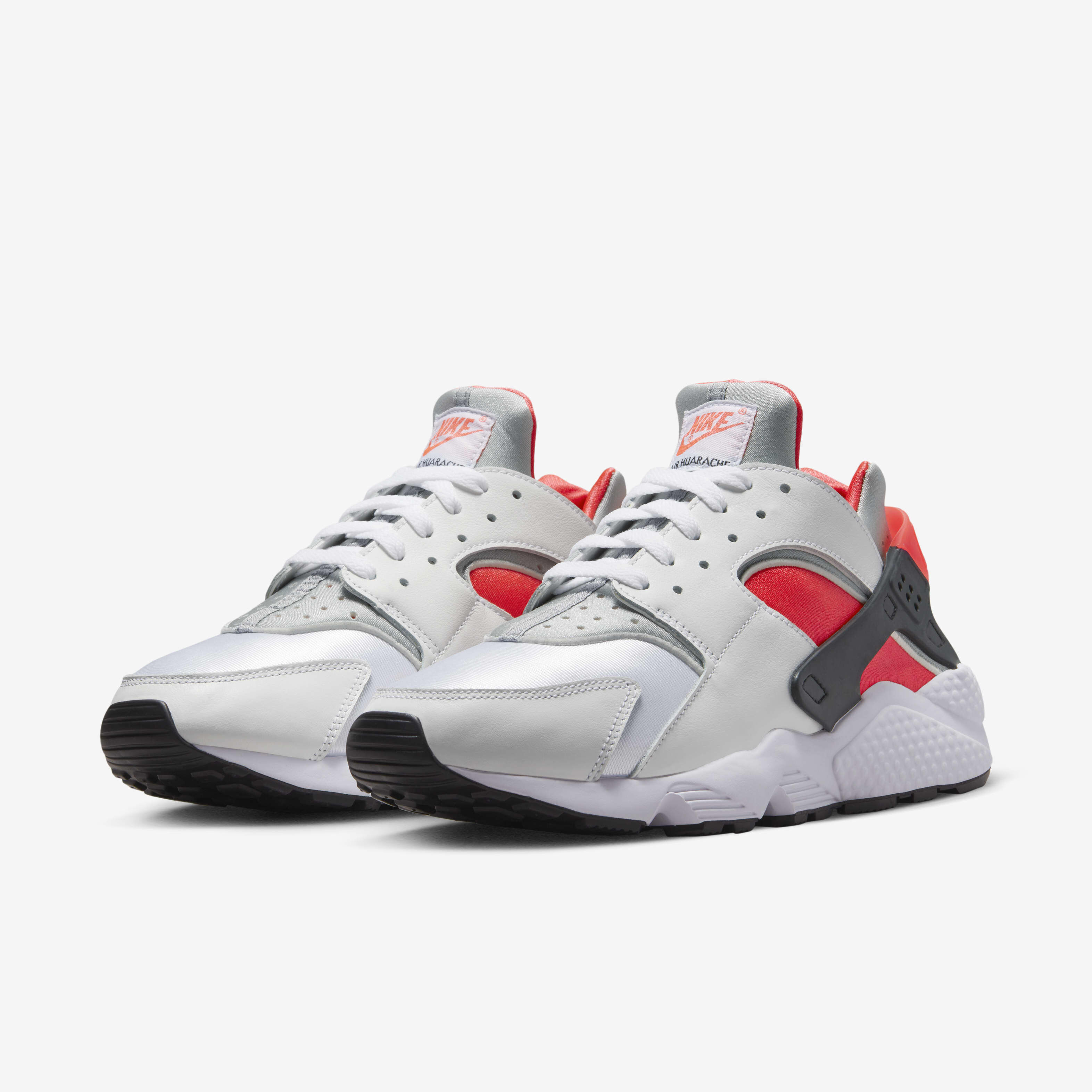 Nike Air Huarache image number 4