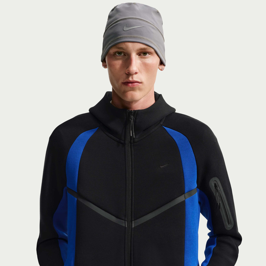 Nike Tech