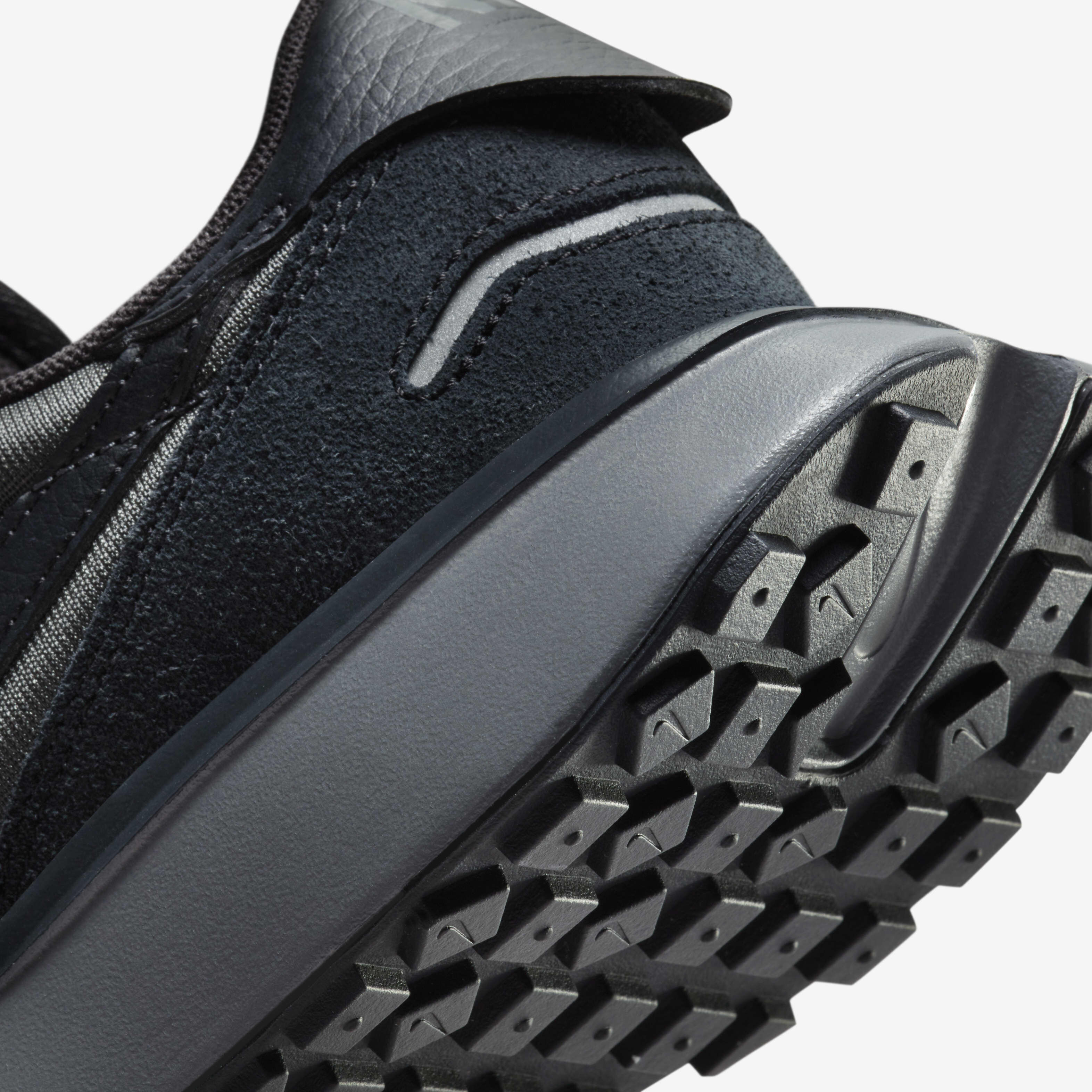 Nike Phoenix Waffle image number 7