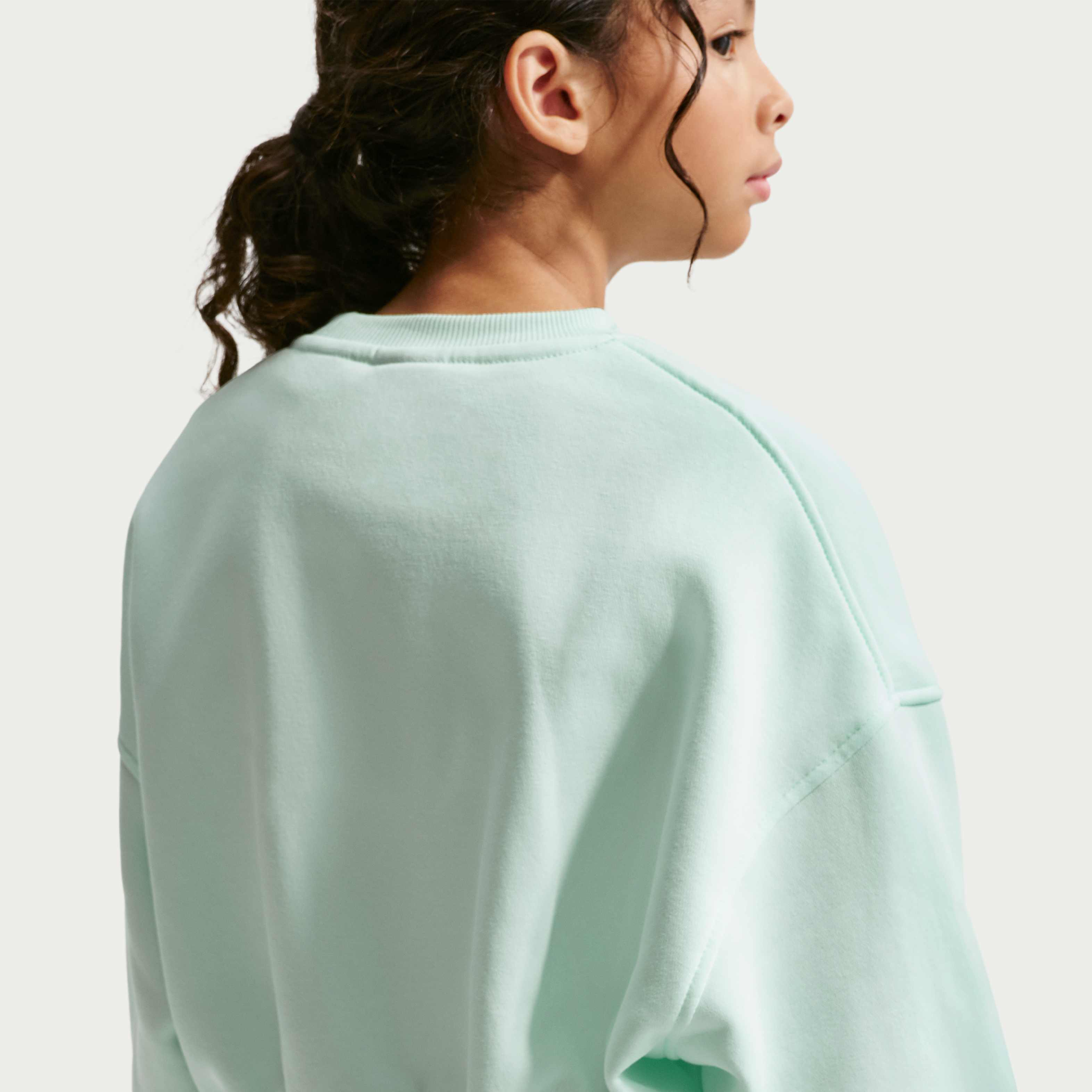 نايكي سبورتسوير كلوب فليس image number 1