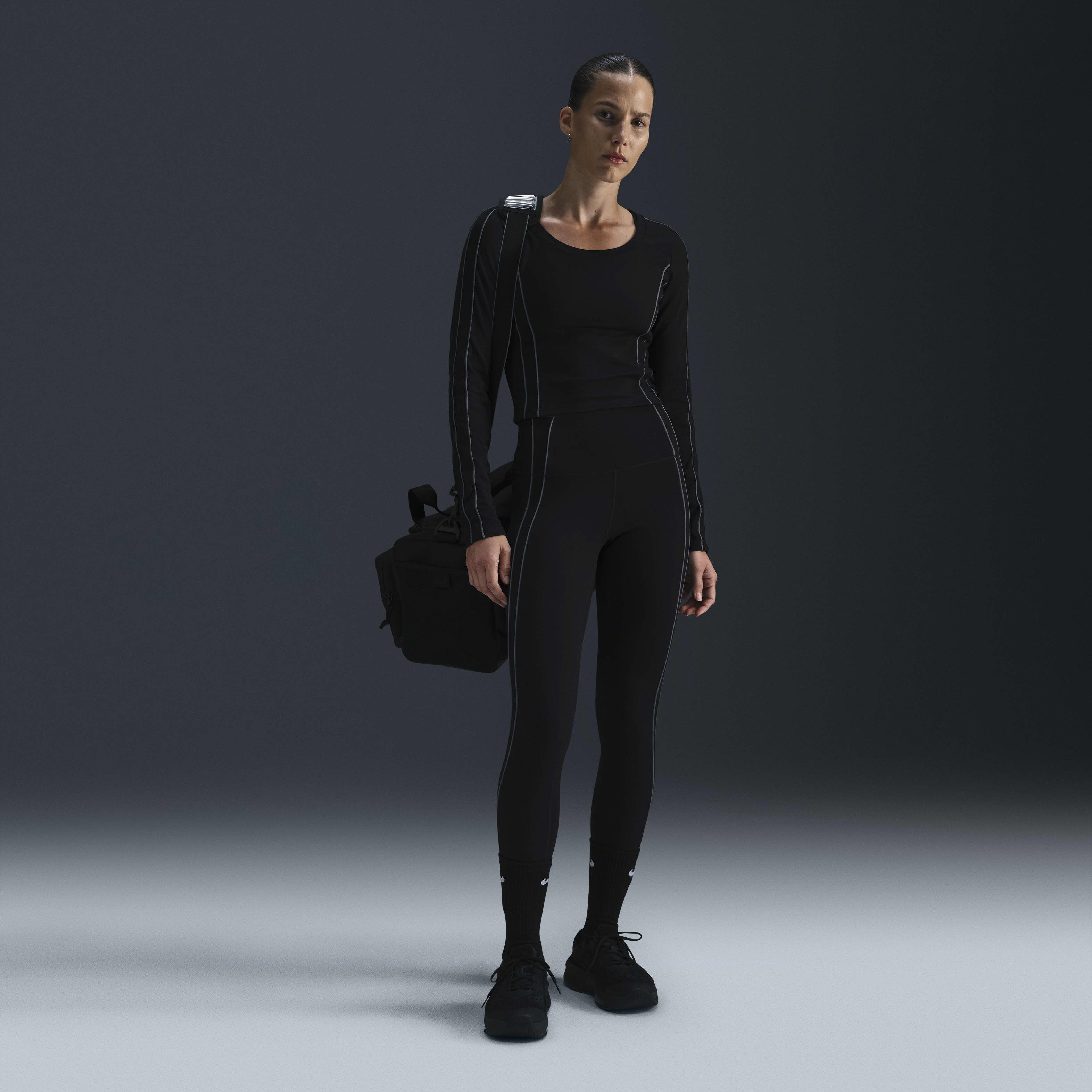 Nike One Fitted image number 3