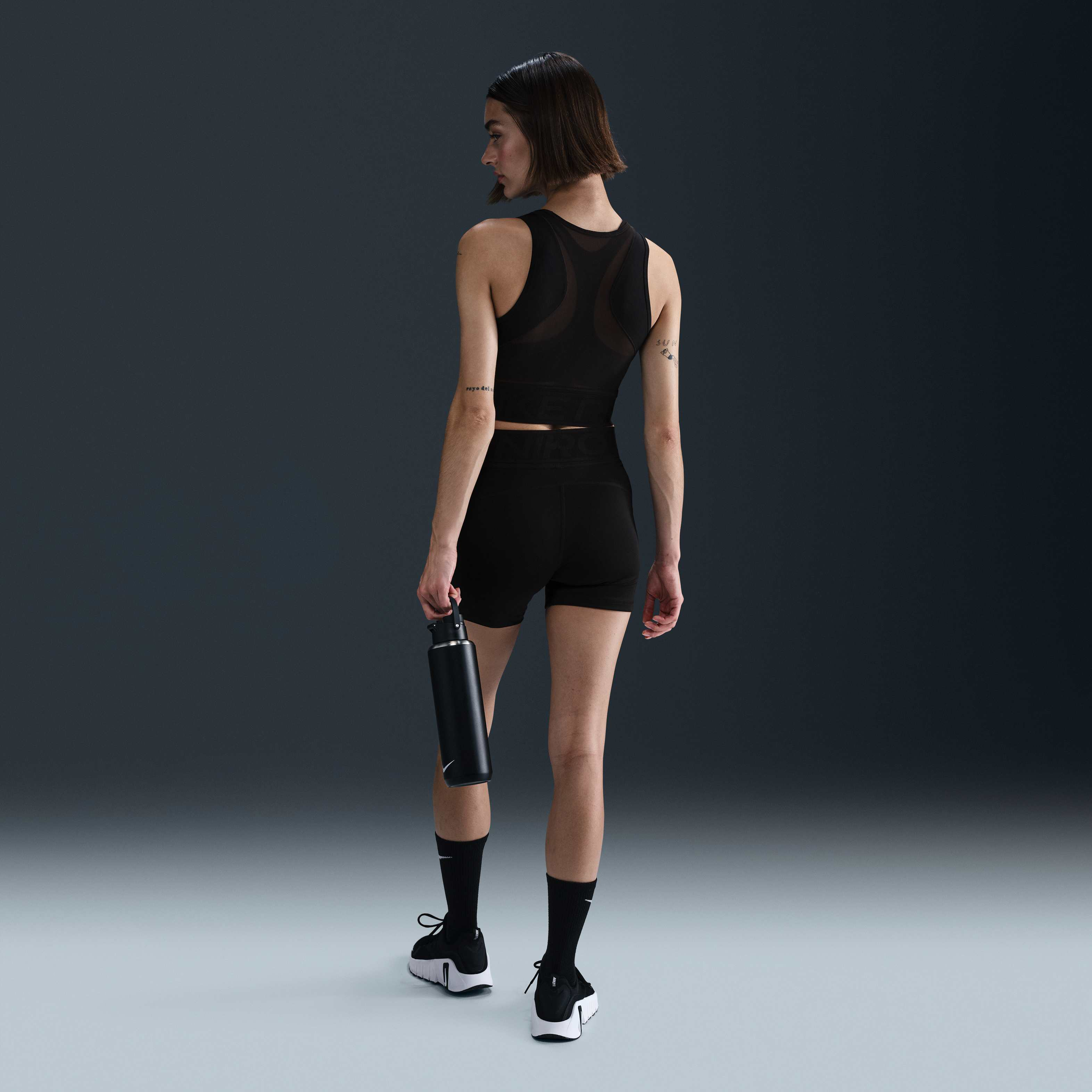 نايكي برو image number 4