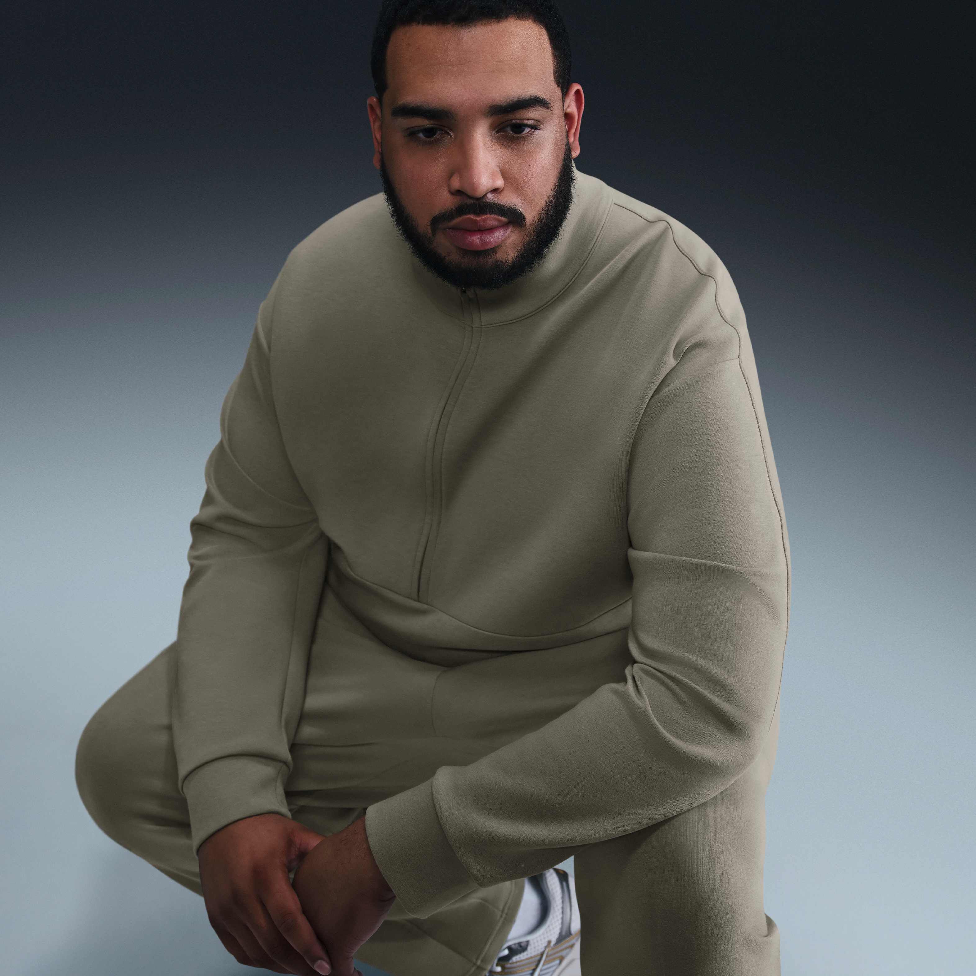 نايكي 24.7 امبوسبلي سوفت image number 8