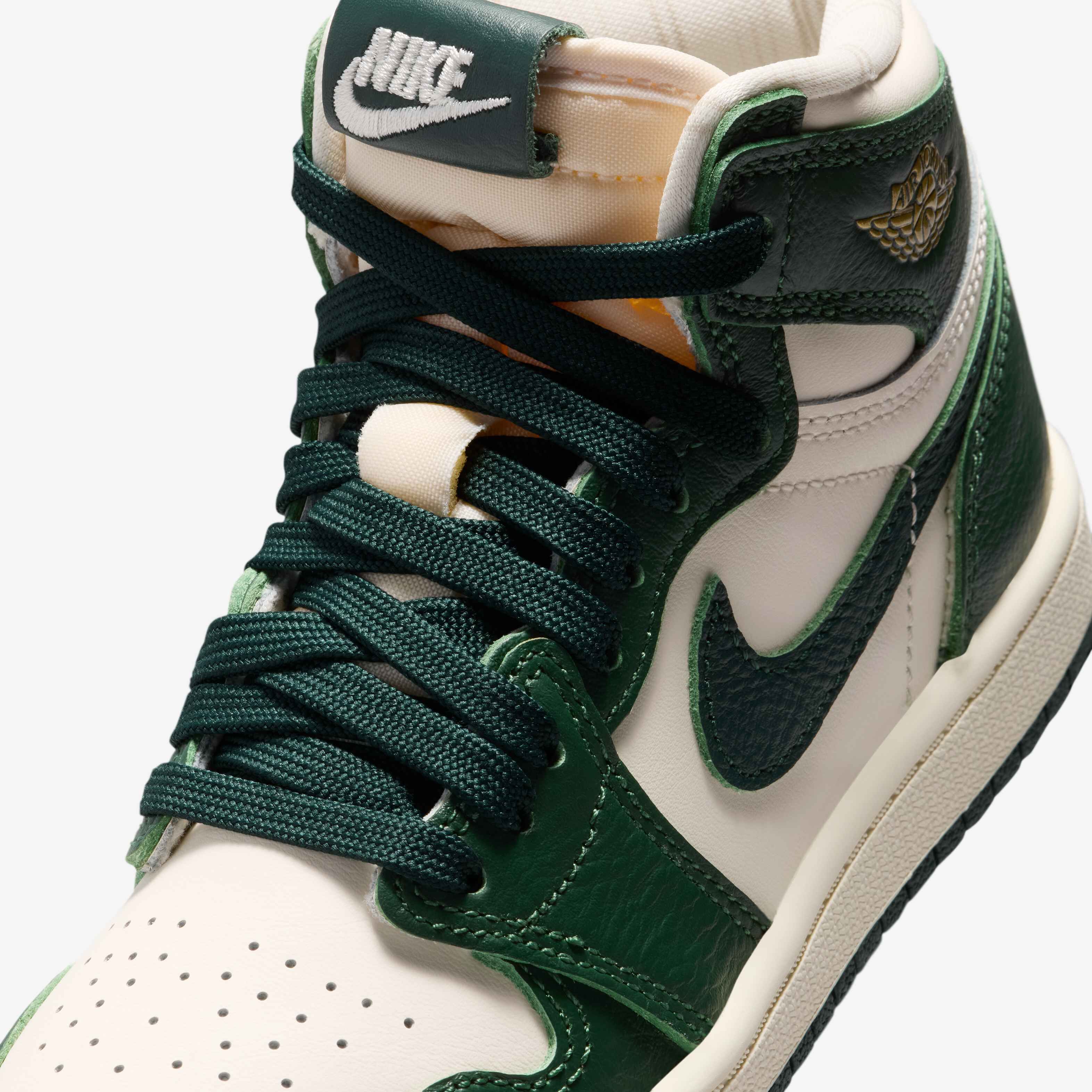 Jordan 1 Retro High OG 'Pro Green' image number 6